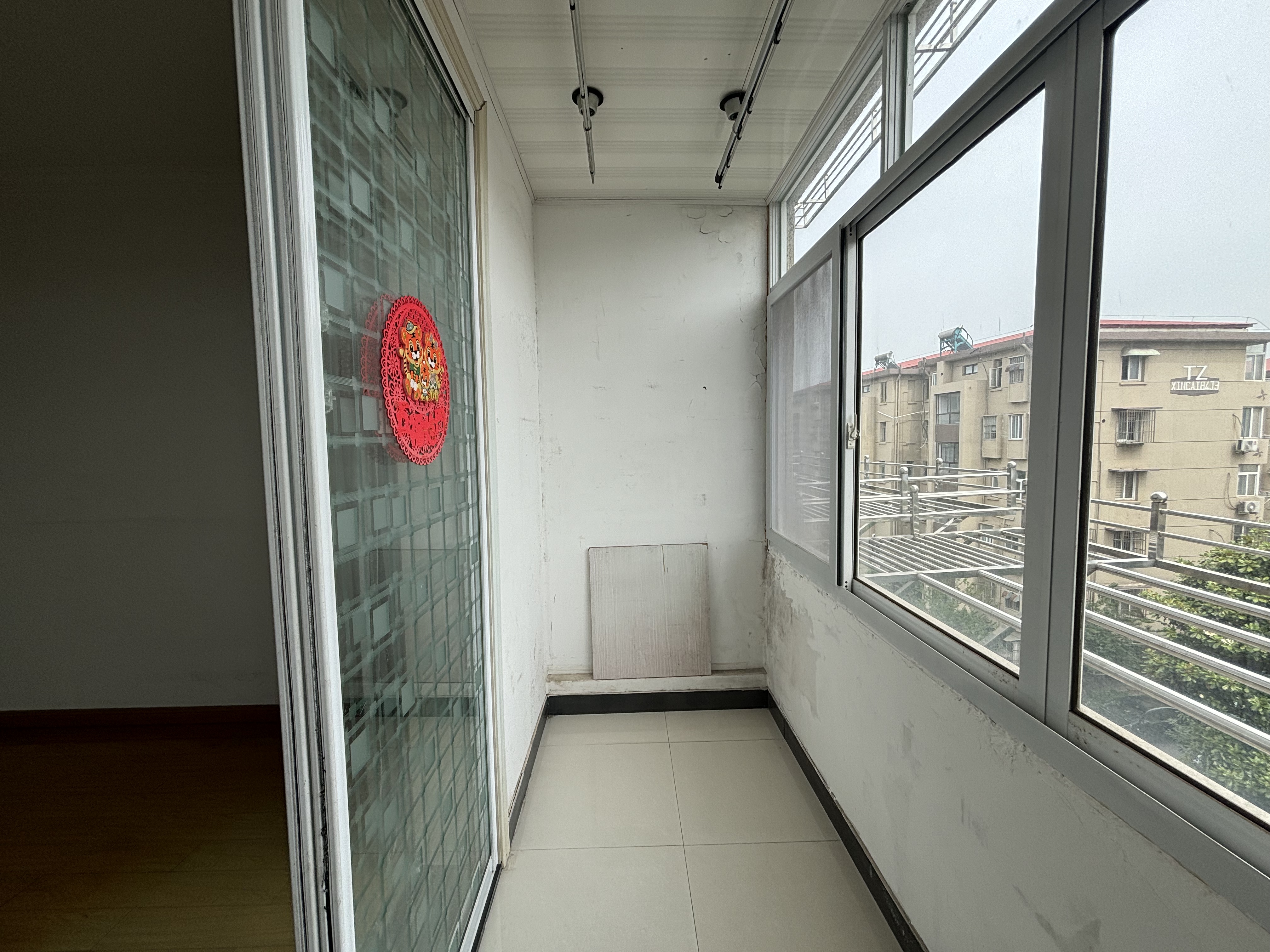 虹桥新村(朝霞路) 2室1厅1卫 61.9m&sup2;