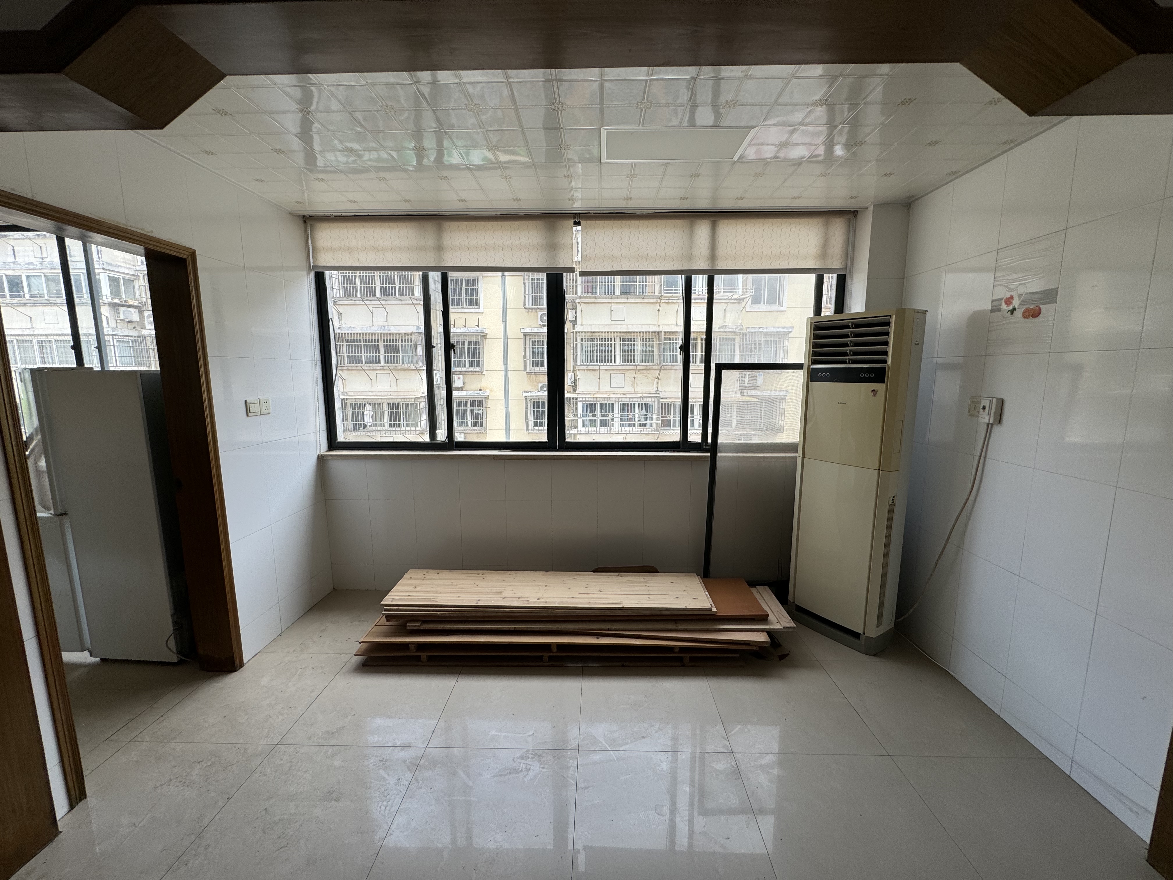 永兴佳园 4室2厅2卫 210m&sup2;