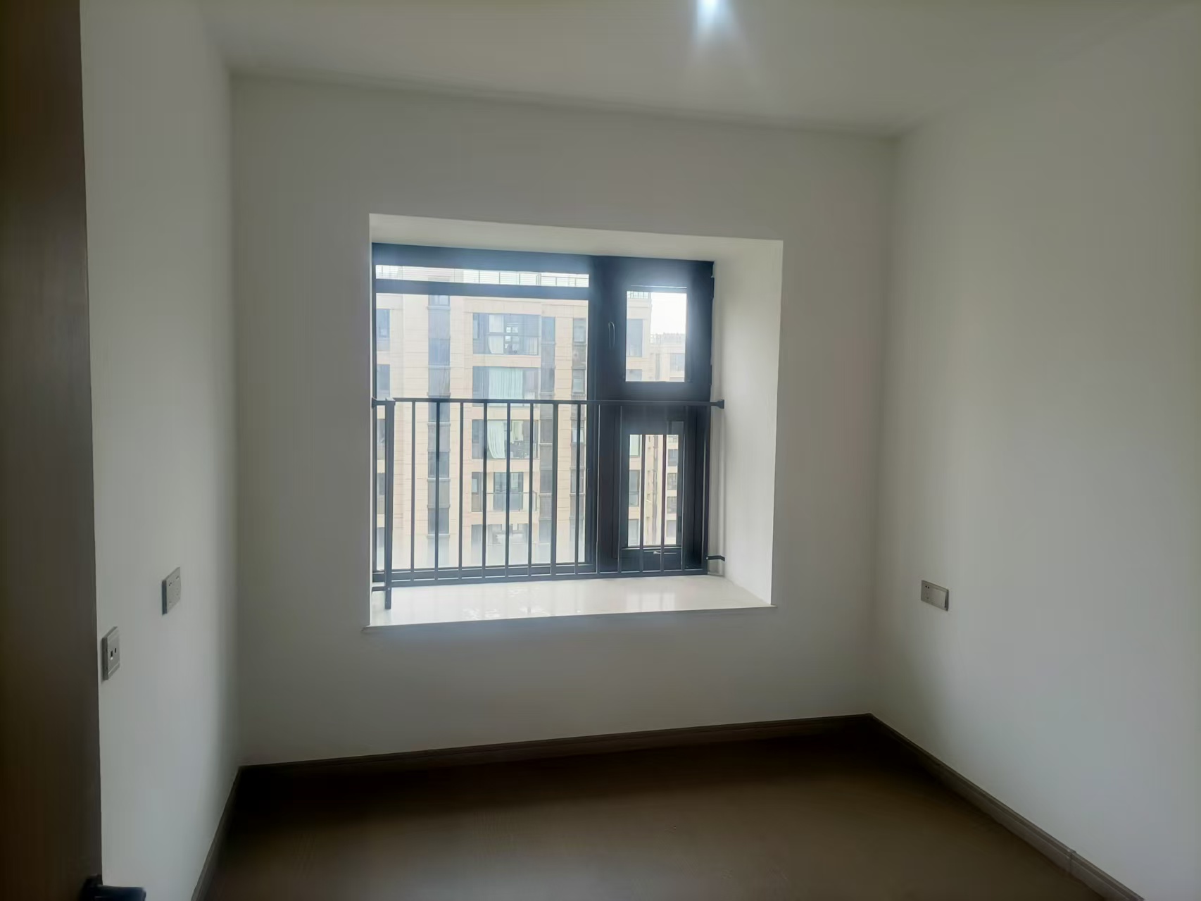 时光漫城 4室2厅2卫 125m&sup2;