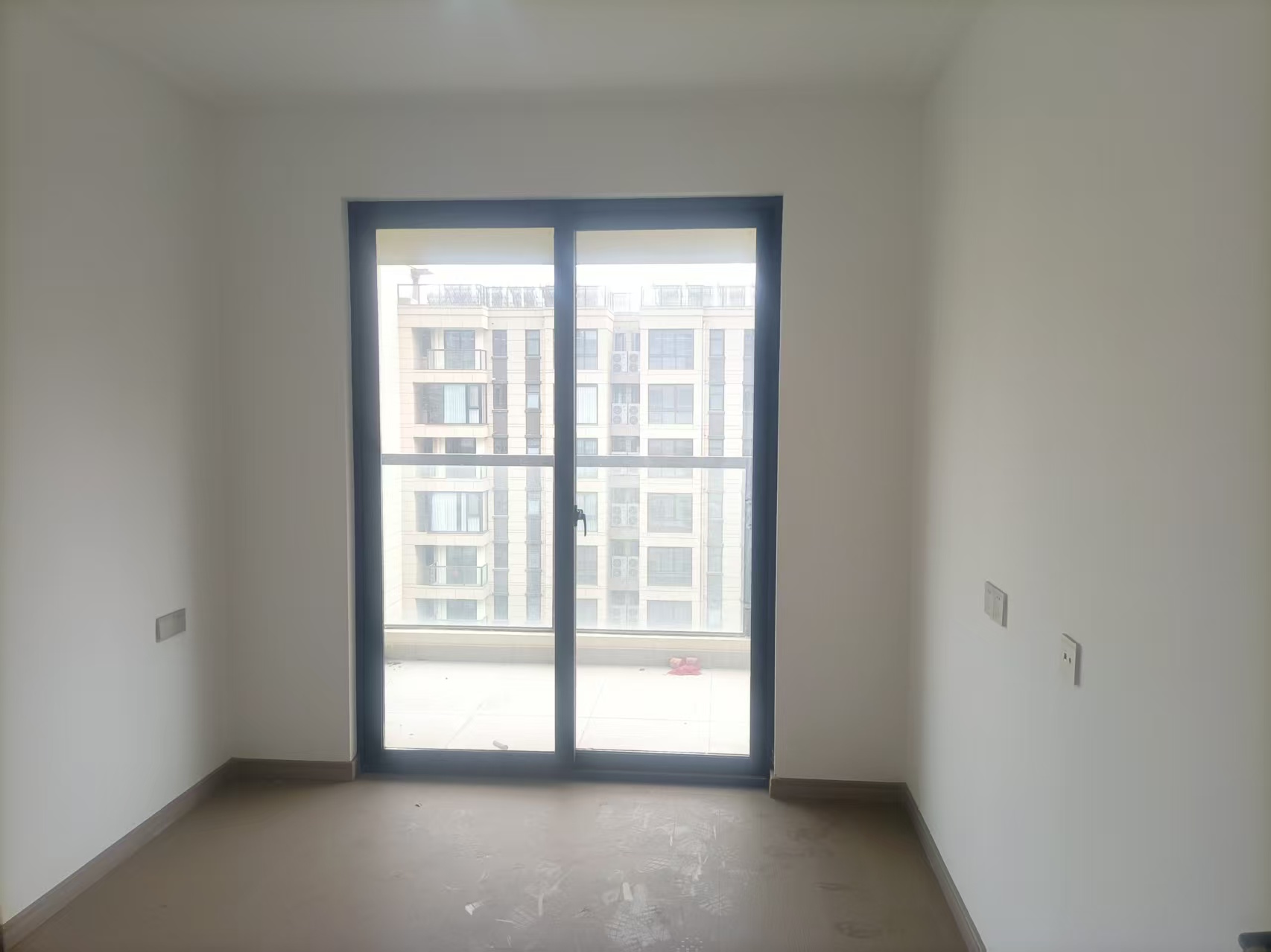 时光漫城 4室2厅2卫 125m&sup2;