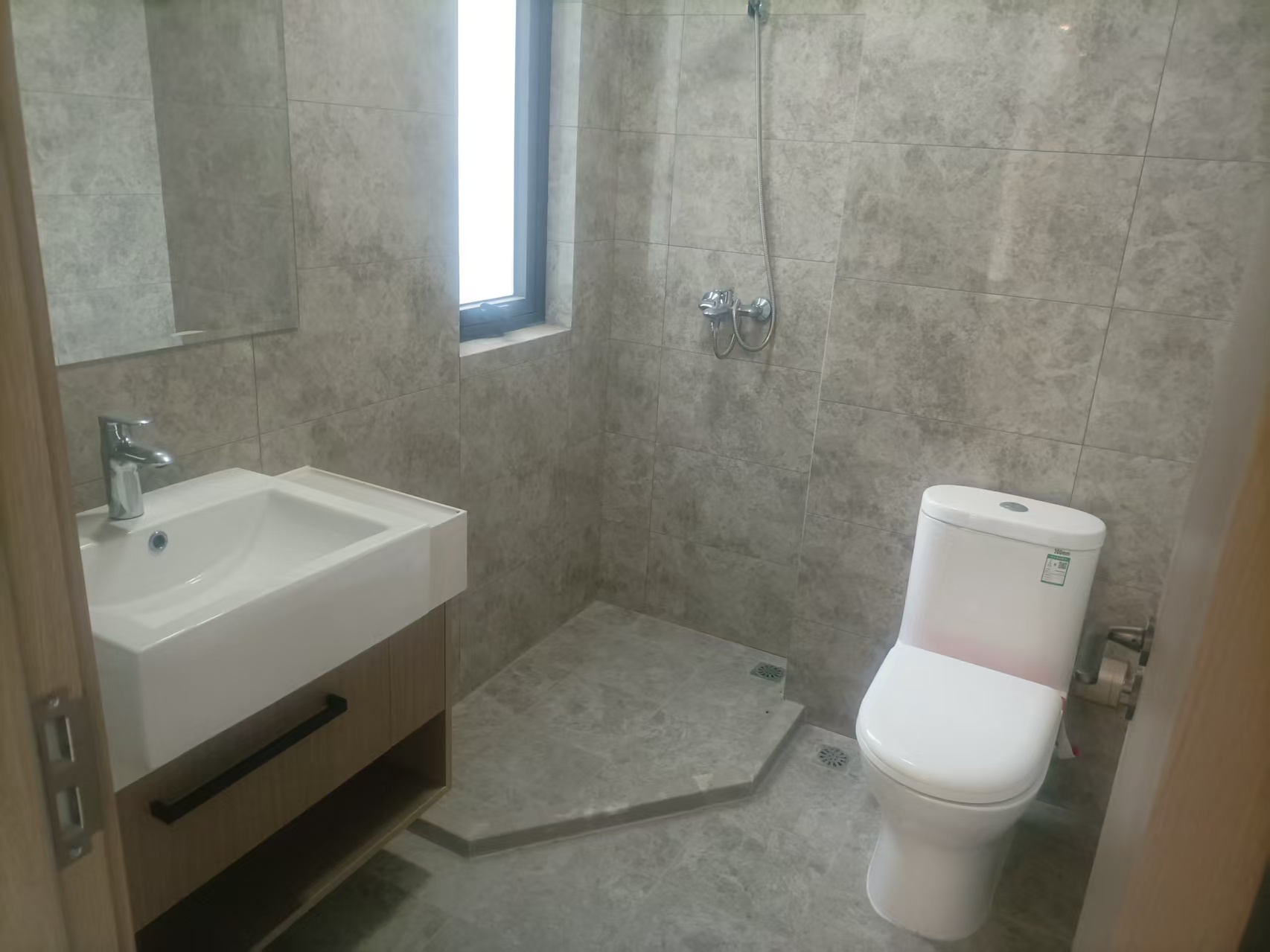 时光漫城 4室2厅2卫 125m&sup2;
