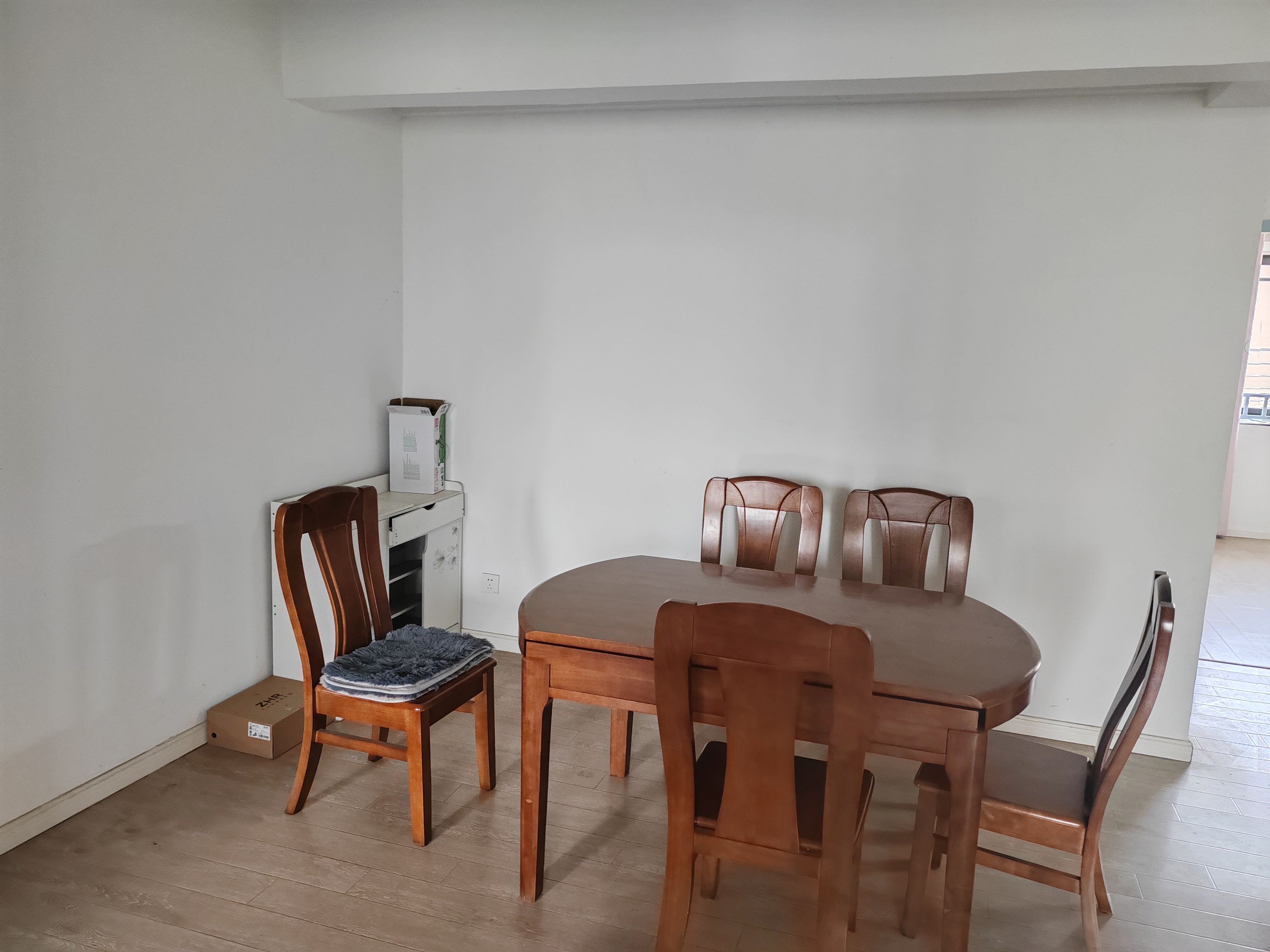 世家花园 3室2厅1卫 128.31m&sup2;