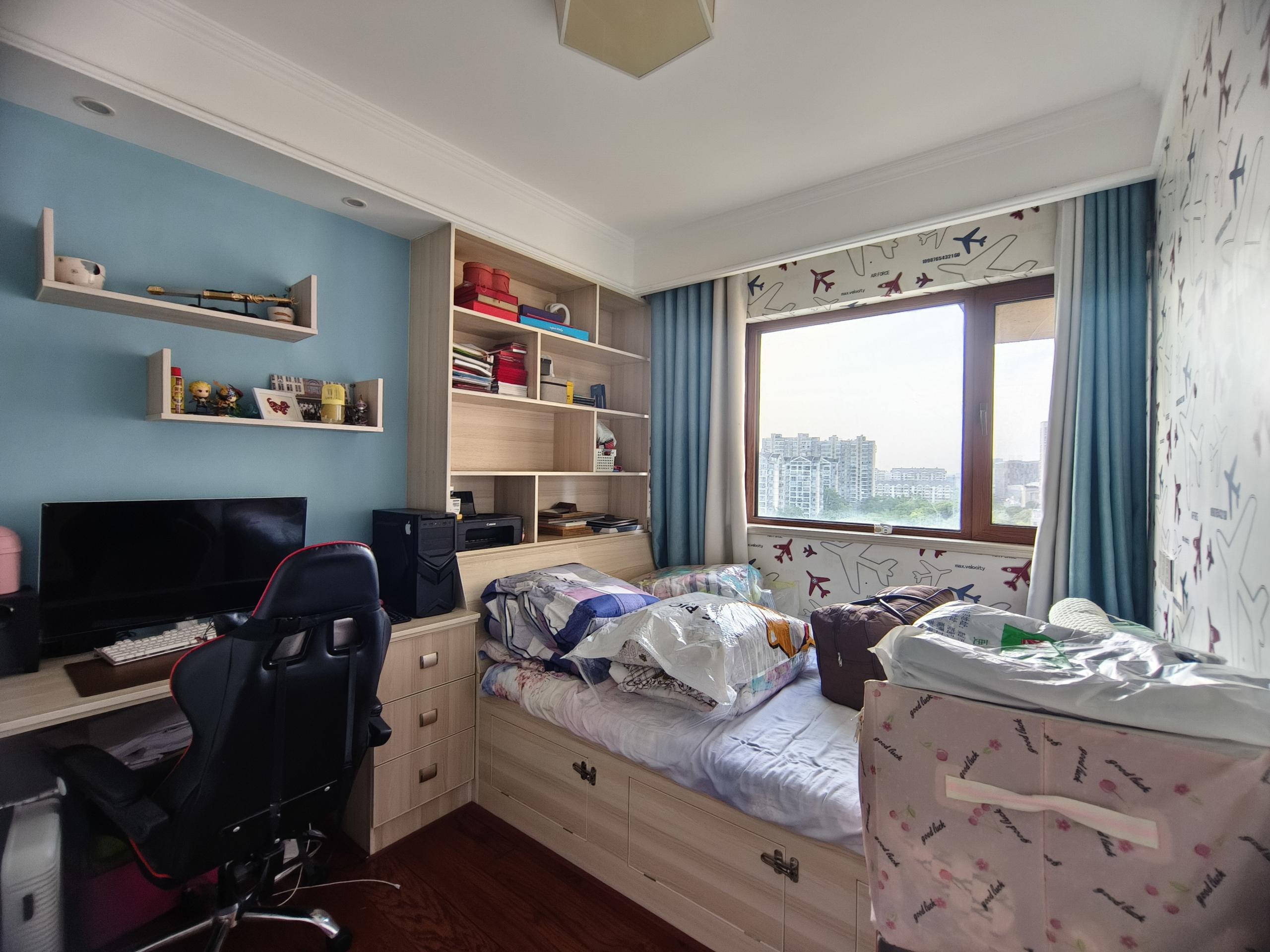 吴中豪景华庭 3室2厅2卫 141m&sup2;
