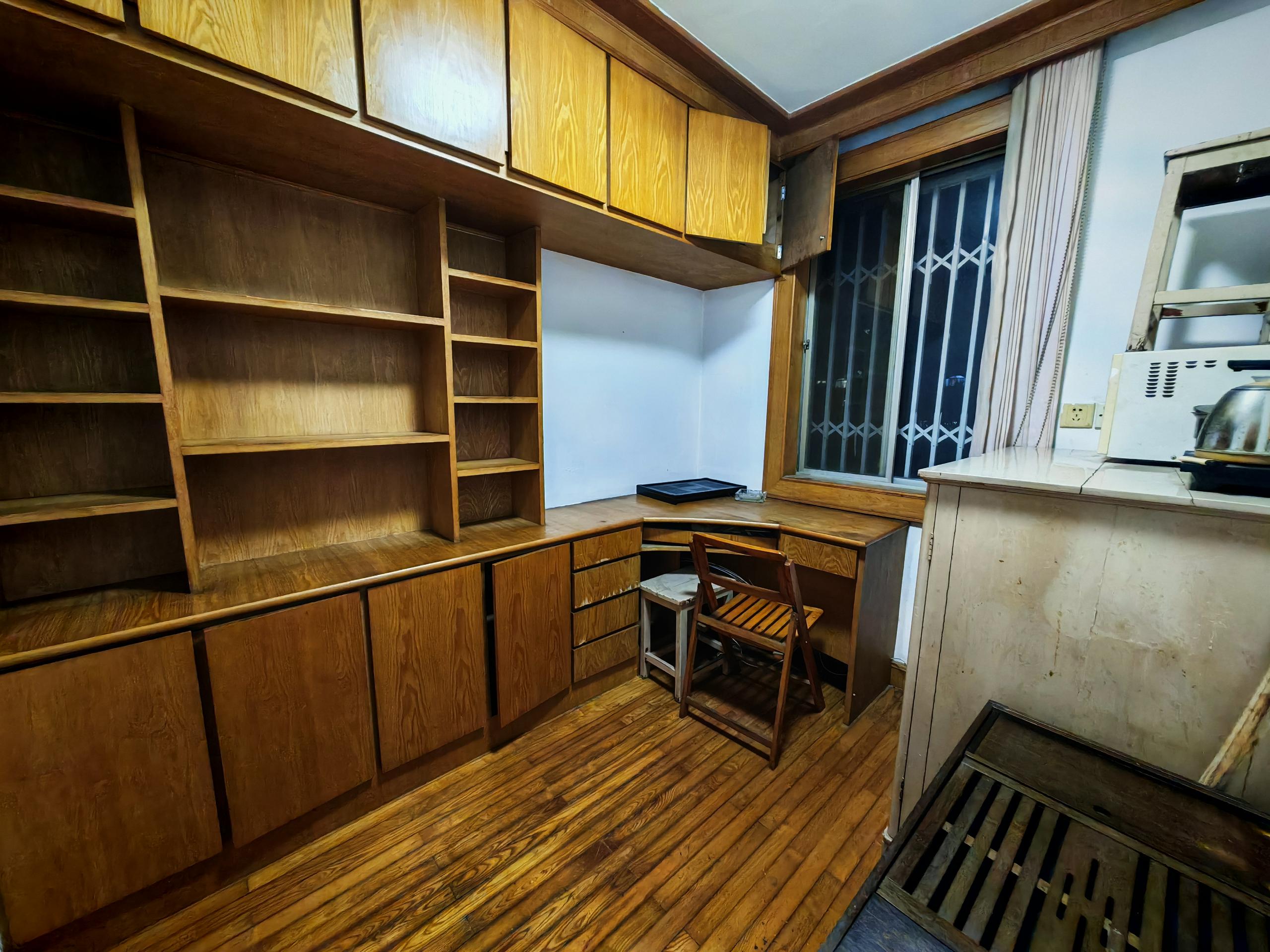 银花苑 3室1厅1卫 75.00m&sup2;