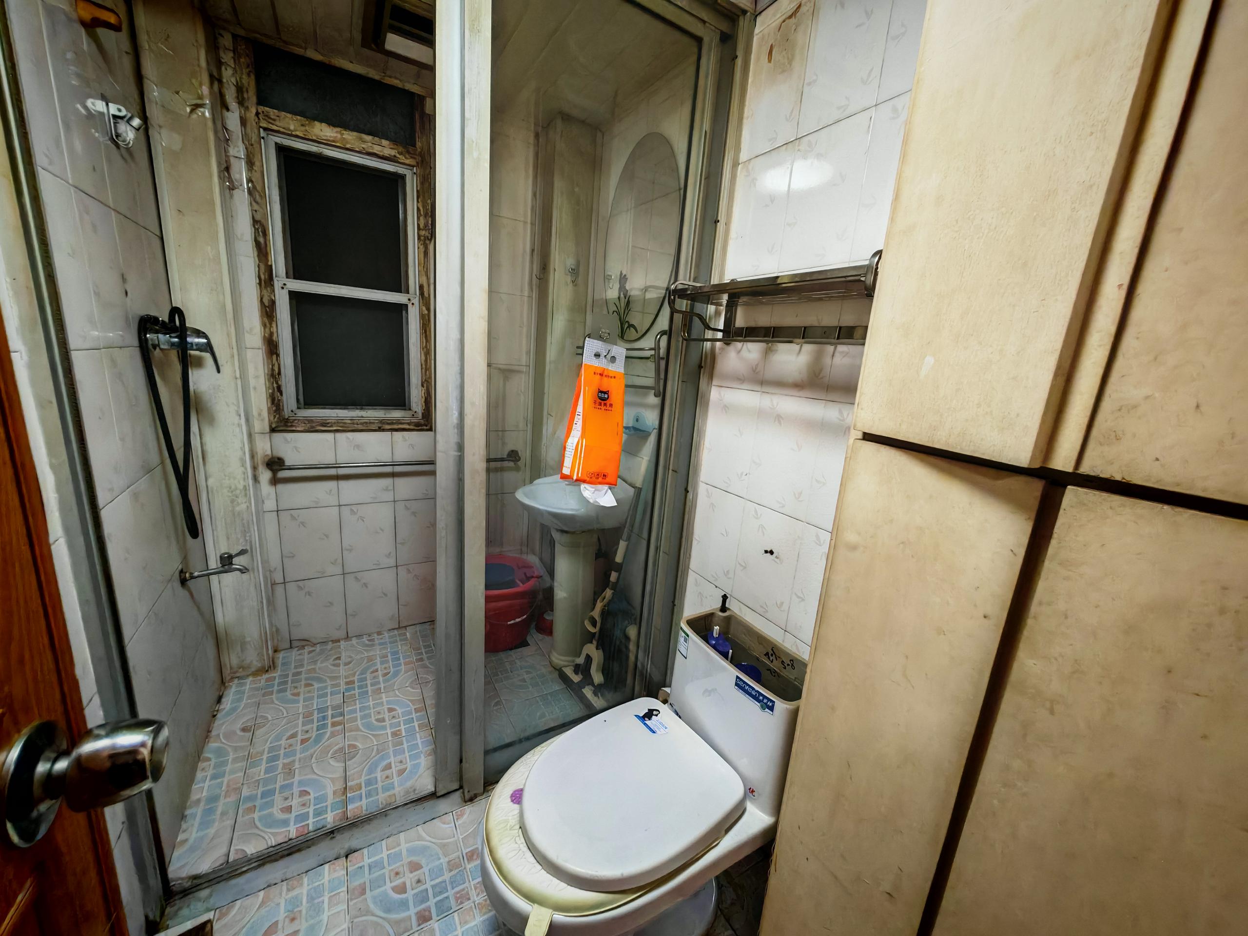 银花苑 3室1厅1卫 75.00m&sup2;