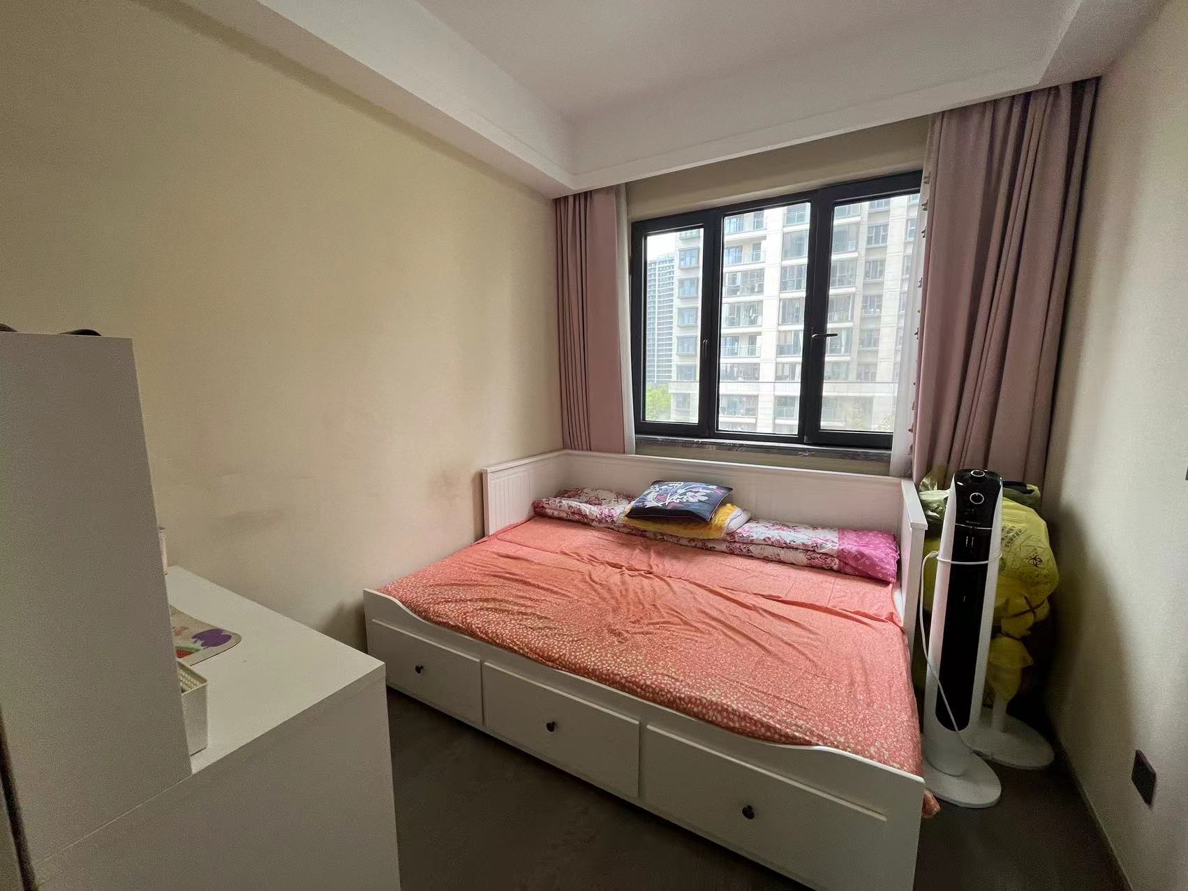 都会沁园 4室2厅2卫 149.9m&sup2;