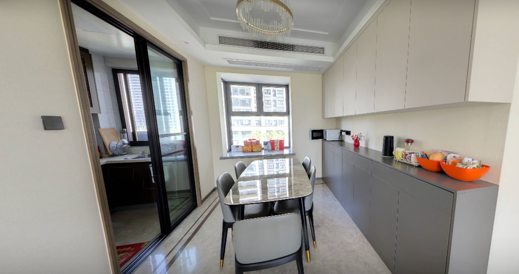 都会沁园 4室2厅2卫 149.9m&sup2;