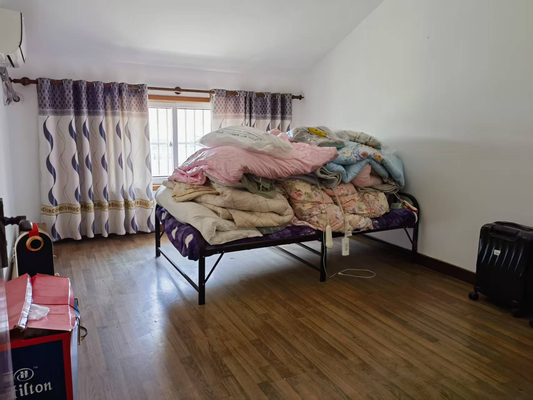 光明南村 6室3厅2卫 183.39m&sup2;