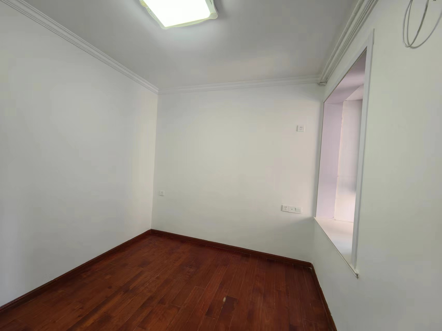 华强城一期 2室2厅1卫 86m&sup2;
