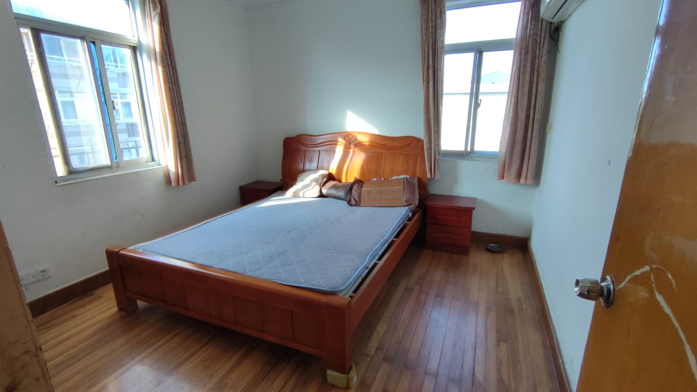 虹桥新村(朝霞路) 3室1厅1卫 100.00m&sup2;
