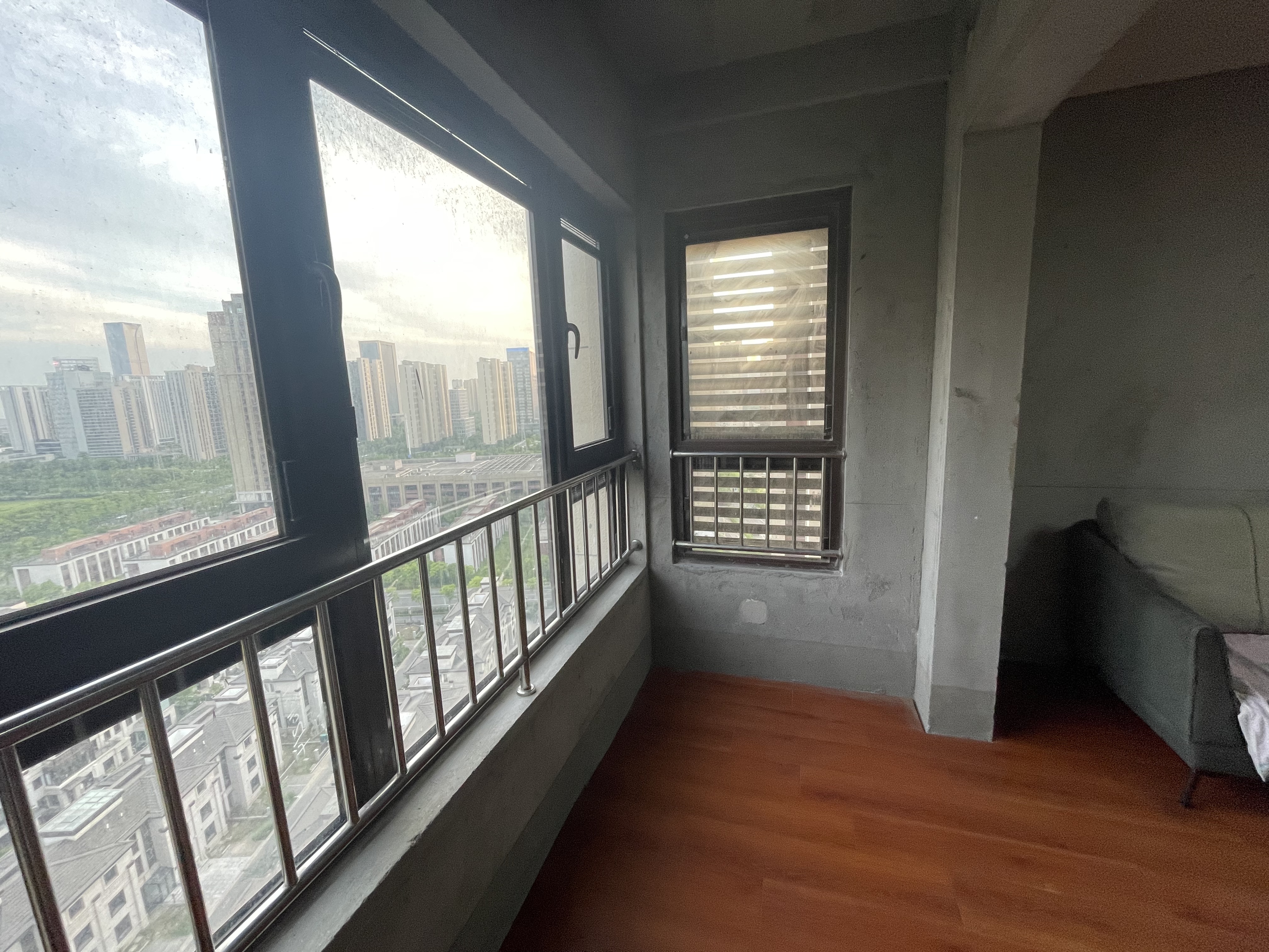 中兴兰溪荟 3室2厅2卫 102m&sup2;