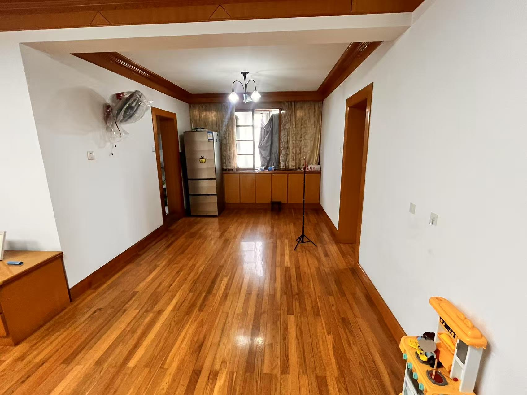 中远小区 3室2厅2卫 119.8m²