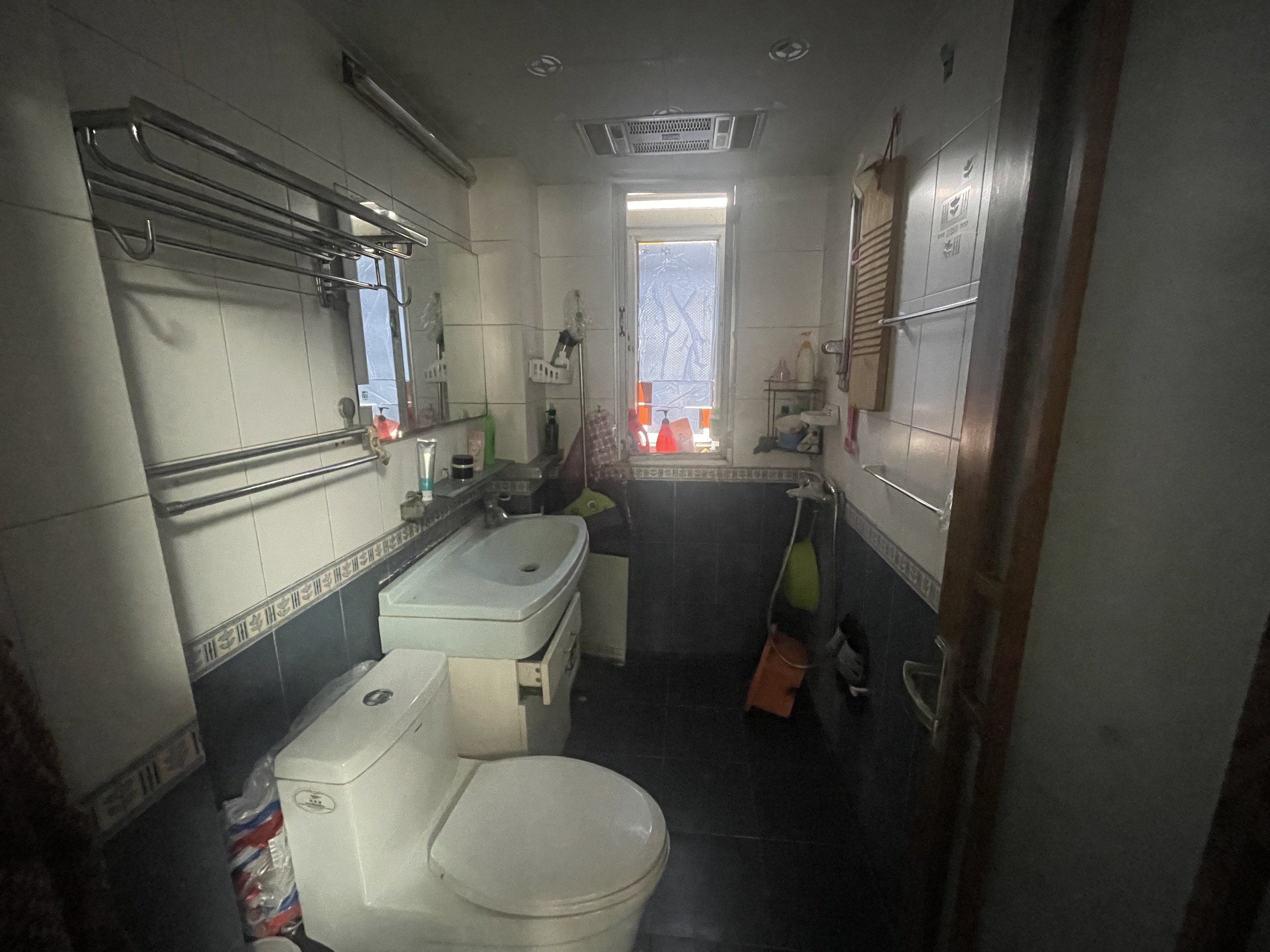 银花苑 3室1厅1卫 84.65m&sup2;