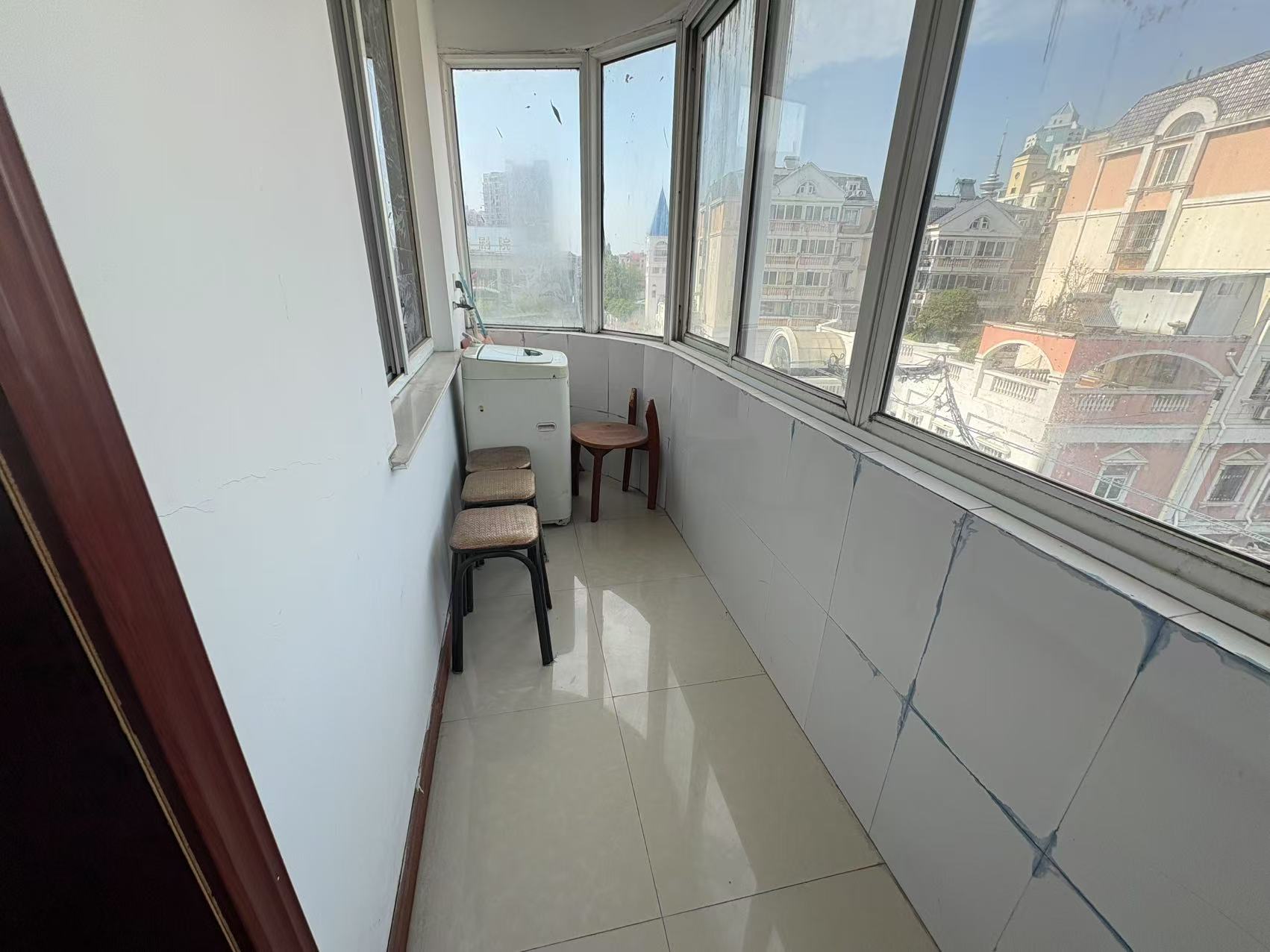 莘园路44号 1室1厅1卫 48m&sup2;