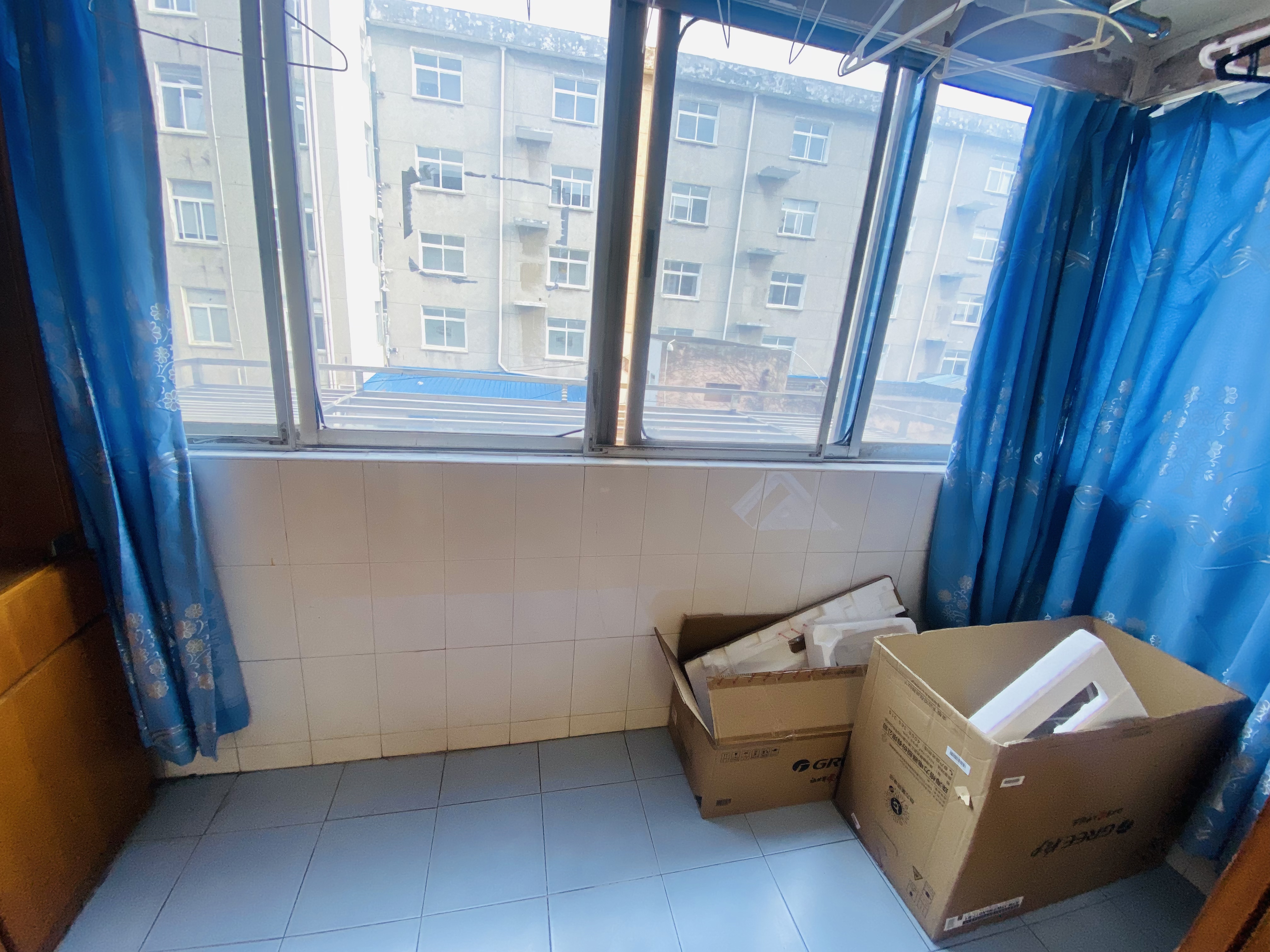 光明南村 2室1厅1卫 77.44m&sup2;