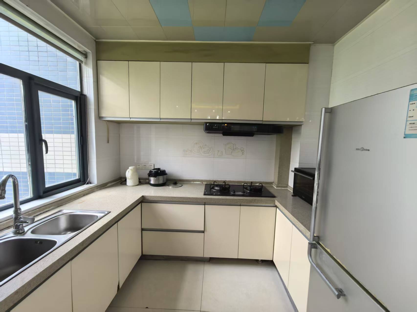 苏建阳光新城 3室2厅2卫 141.75m&sup2;