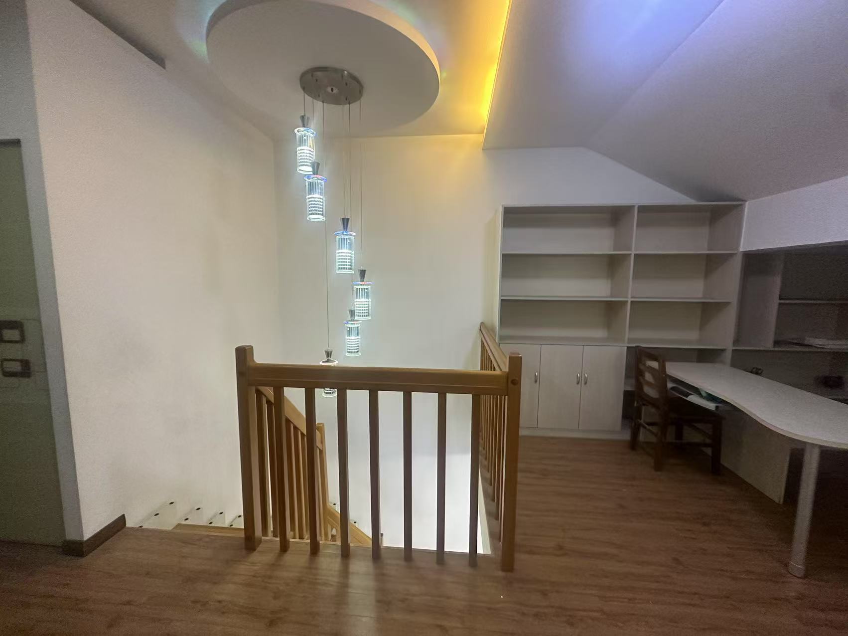 东晖花园 3室1厅1卫 135m&sup2;