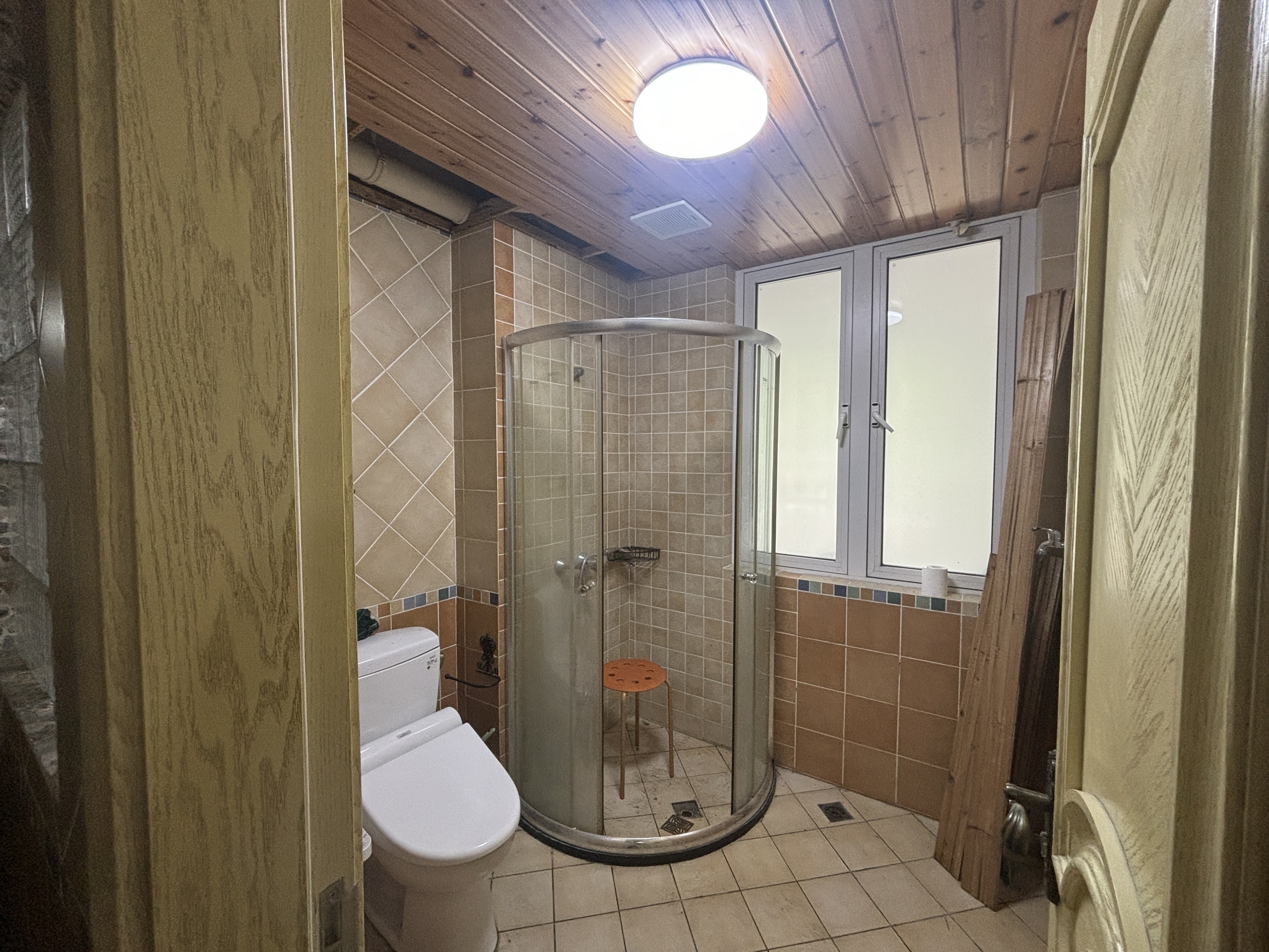 城市嘉苑 5室2厅2卫 141.00m&sup2;