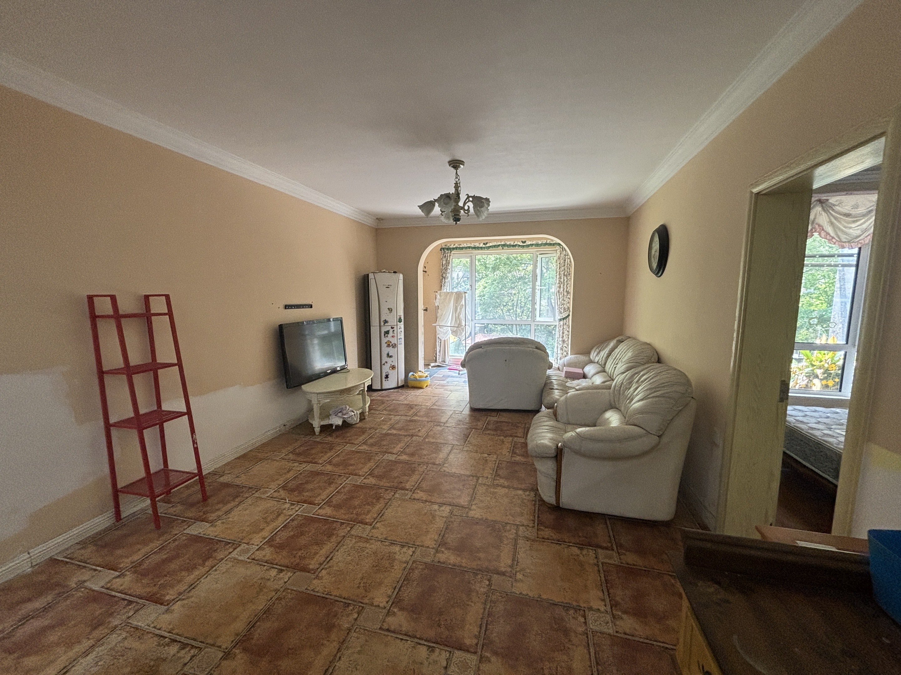 城市嘉苑 5室2厅2卫 141.00m&sup2;