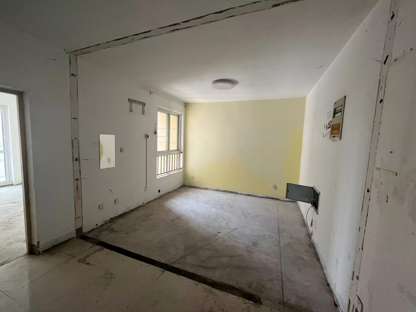 学士府 2室1厅1卫 87m²