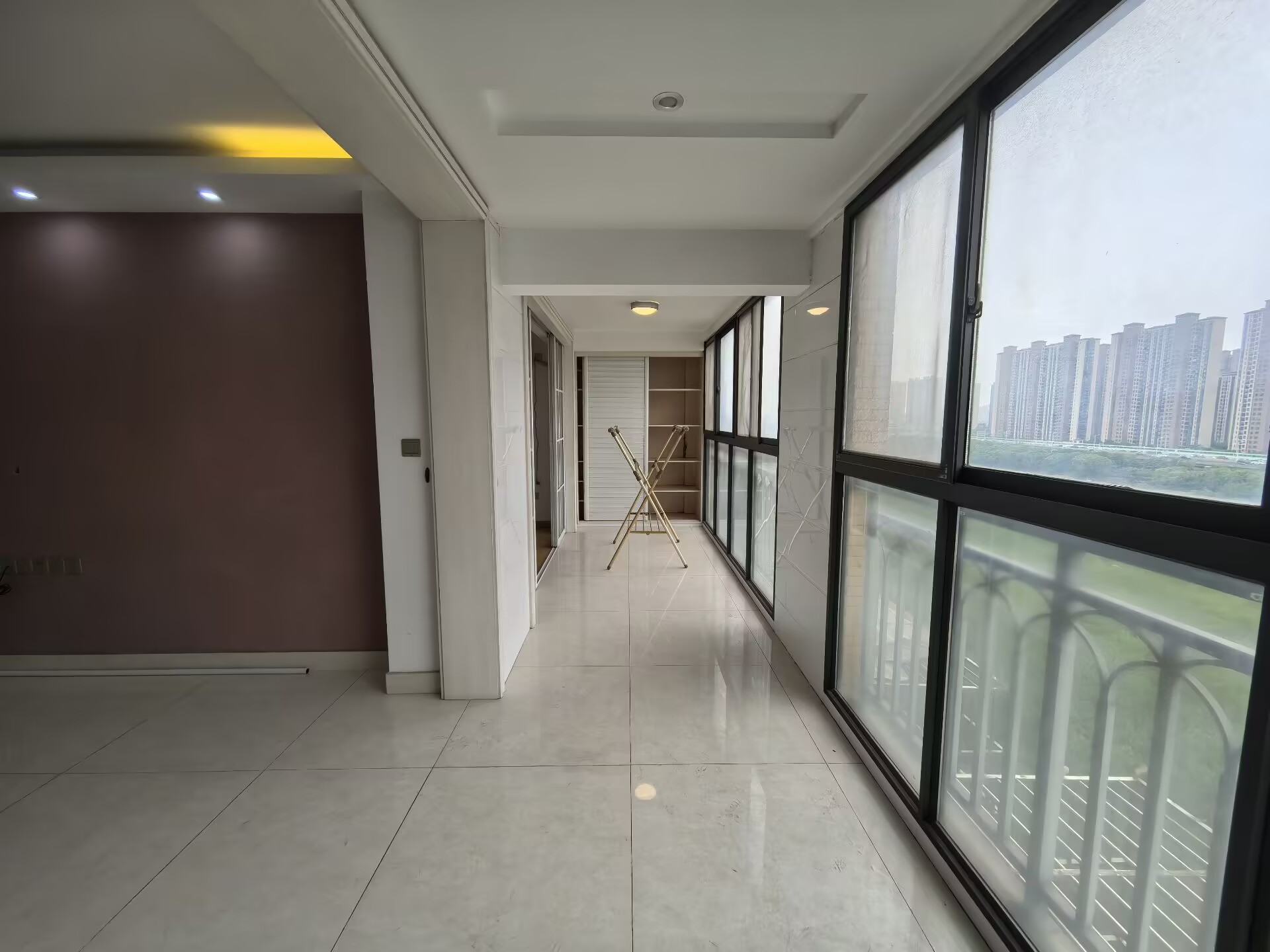 友谊嘉御龙庭 4室2厅2卫 176.67m&sup2;