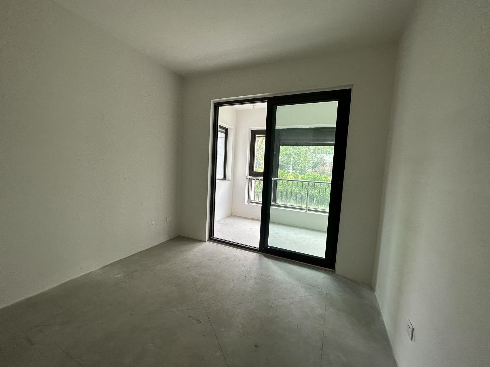 濠江南苑 4室2厅2卫 140.00m&sup2;
