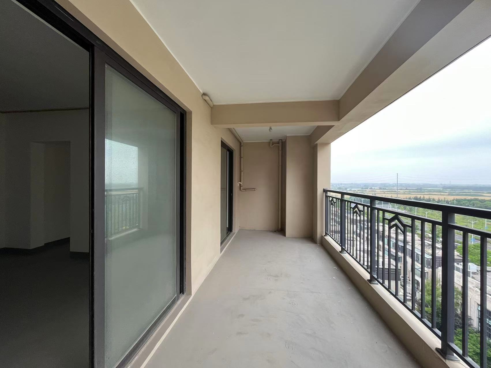 招商新城雍景湾 4室2厅2卫 127m&sup2;