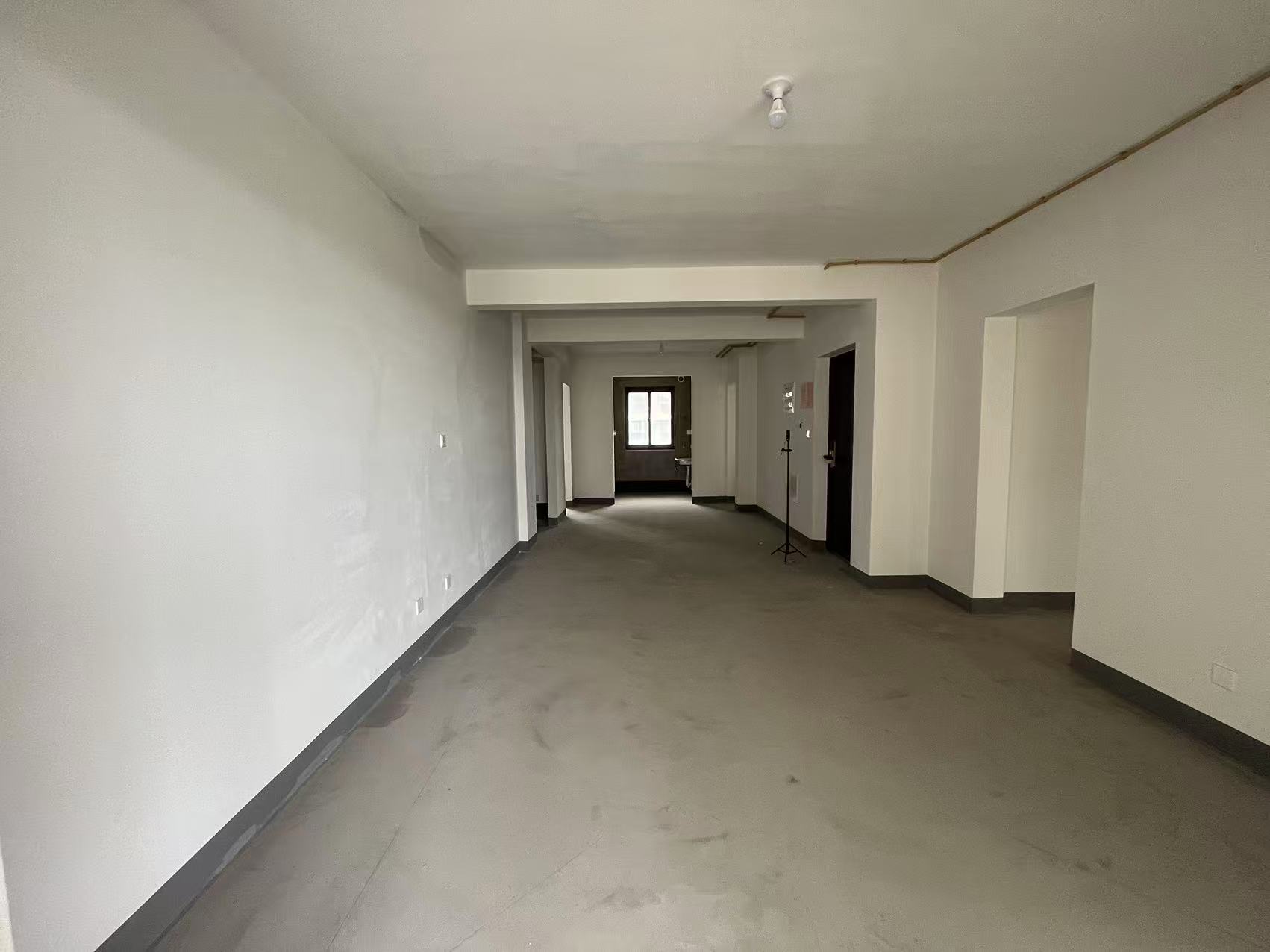招商新城雍景湾 4室2厅2卫 127m&sup2;