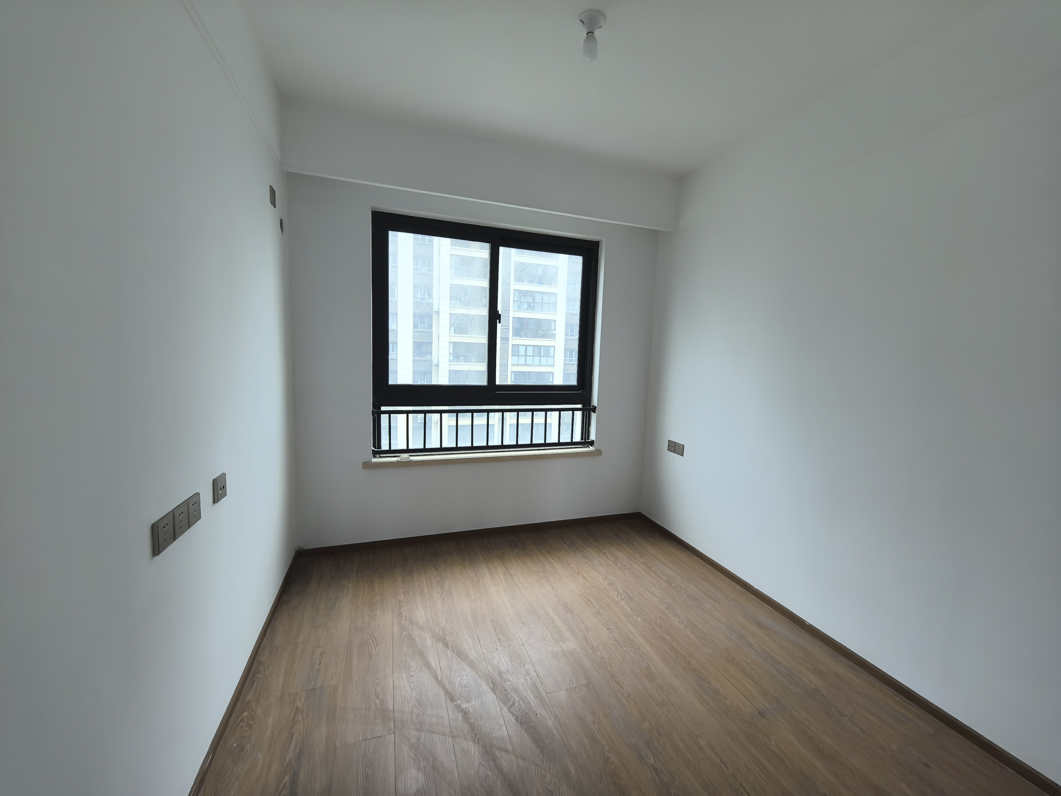 上悦城 3室2厅2卫 115.92m&sup2;