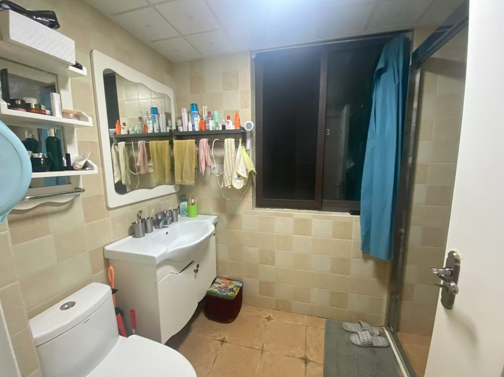 万濠星城 3室2厅1卫 99m&sup2;