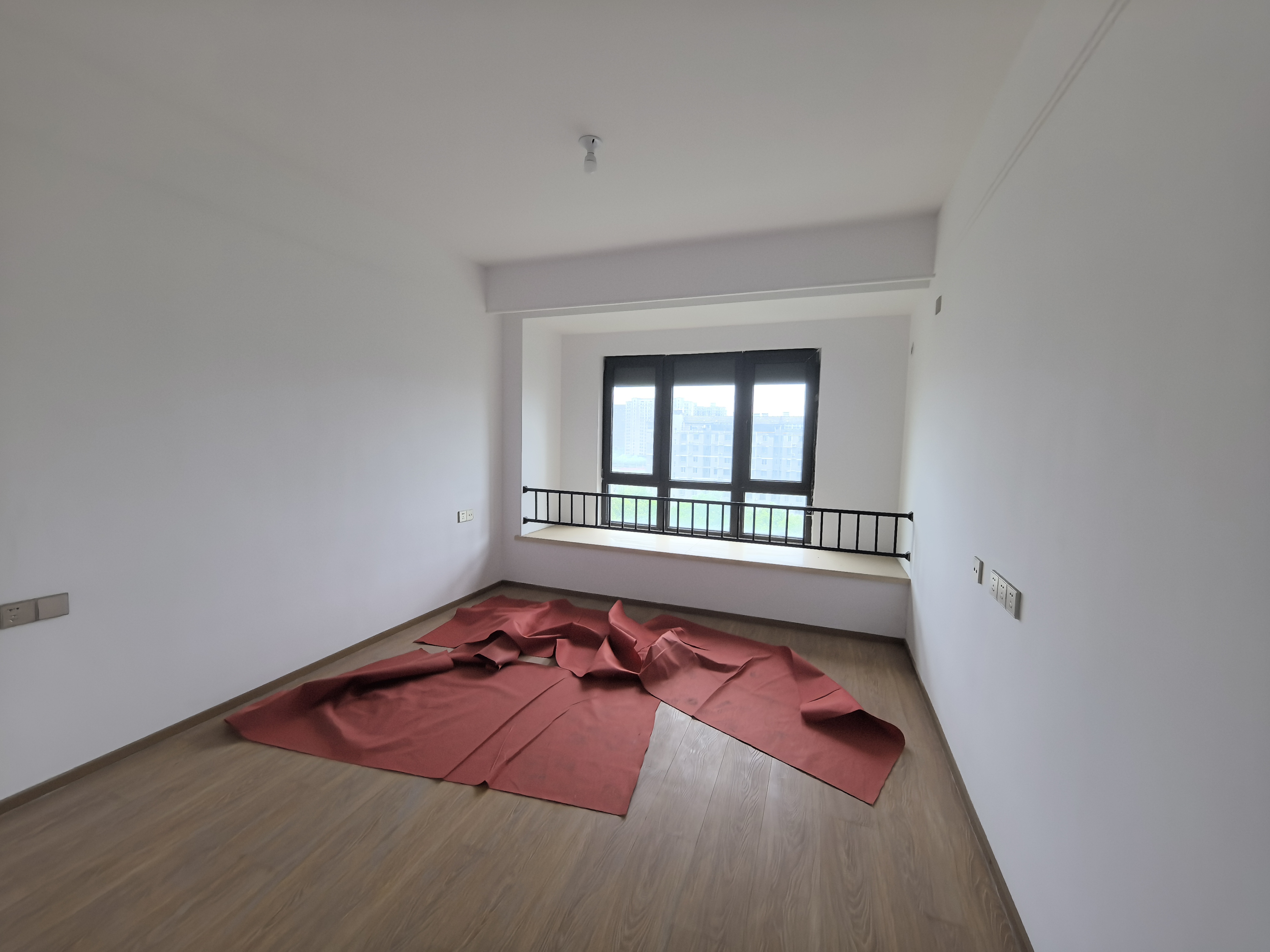 上悦城 3室2厅2卫 115.92m&sup2;