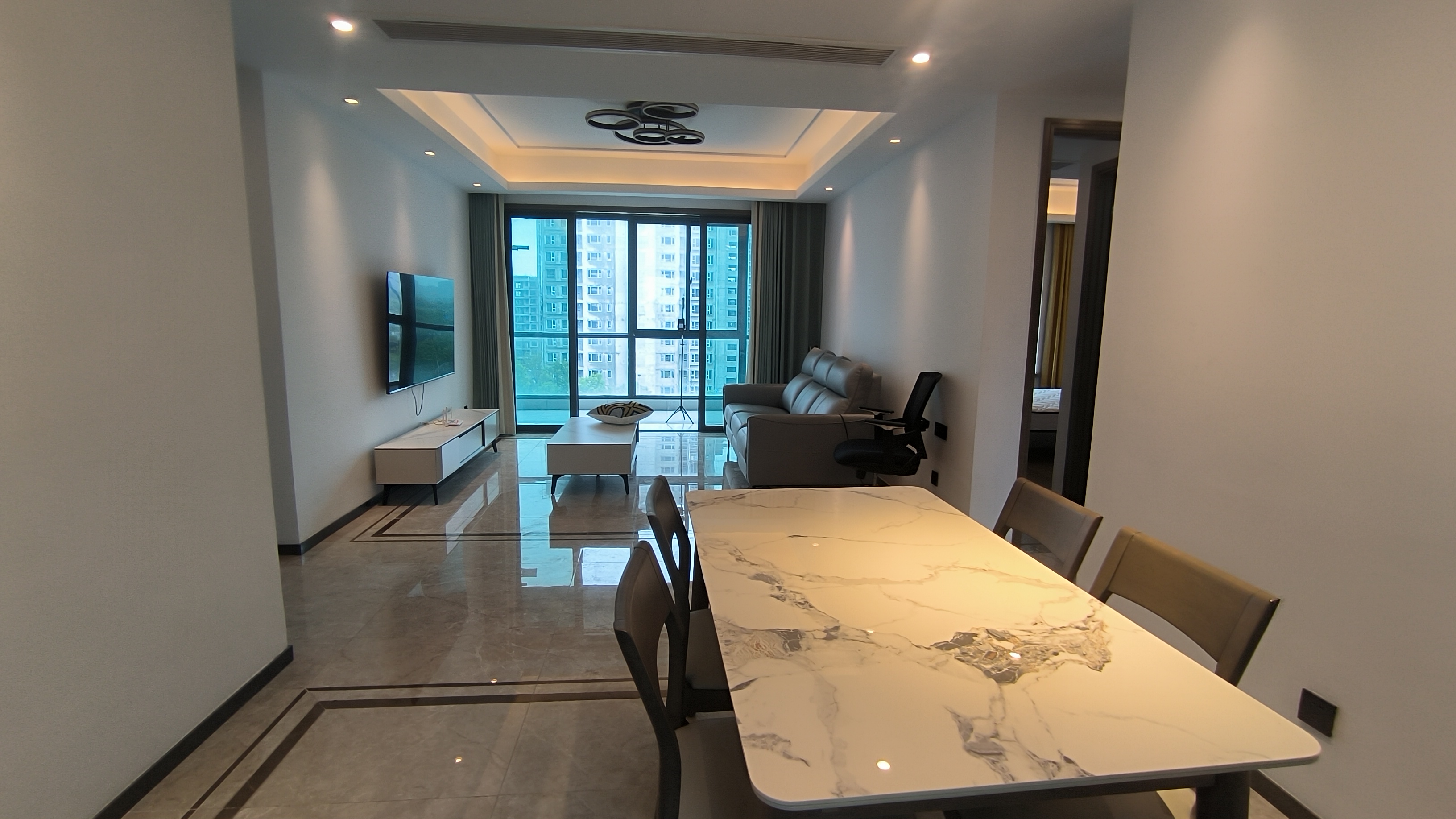 都会沁园 3室2厅2卫 123.17m&sup2;