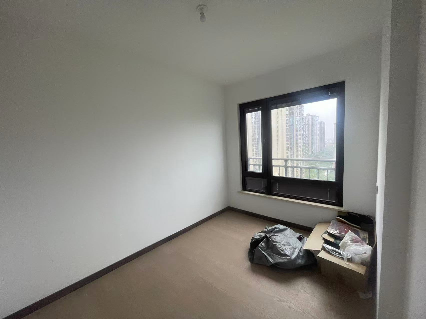 卓越万科新都会 3室2厅2卫 120m&sup2;