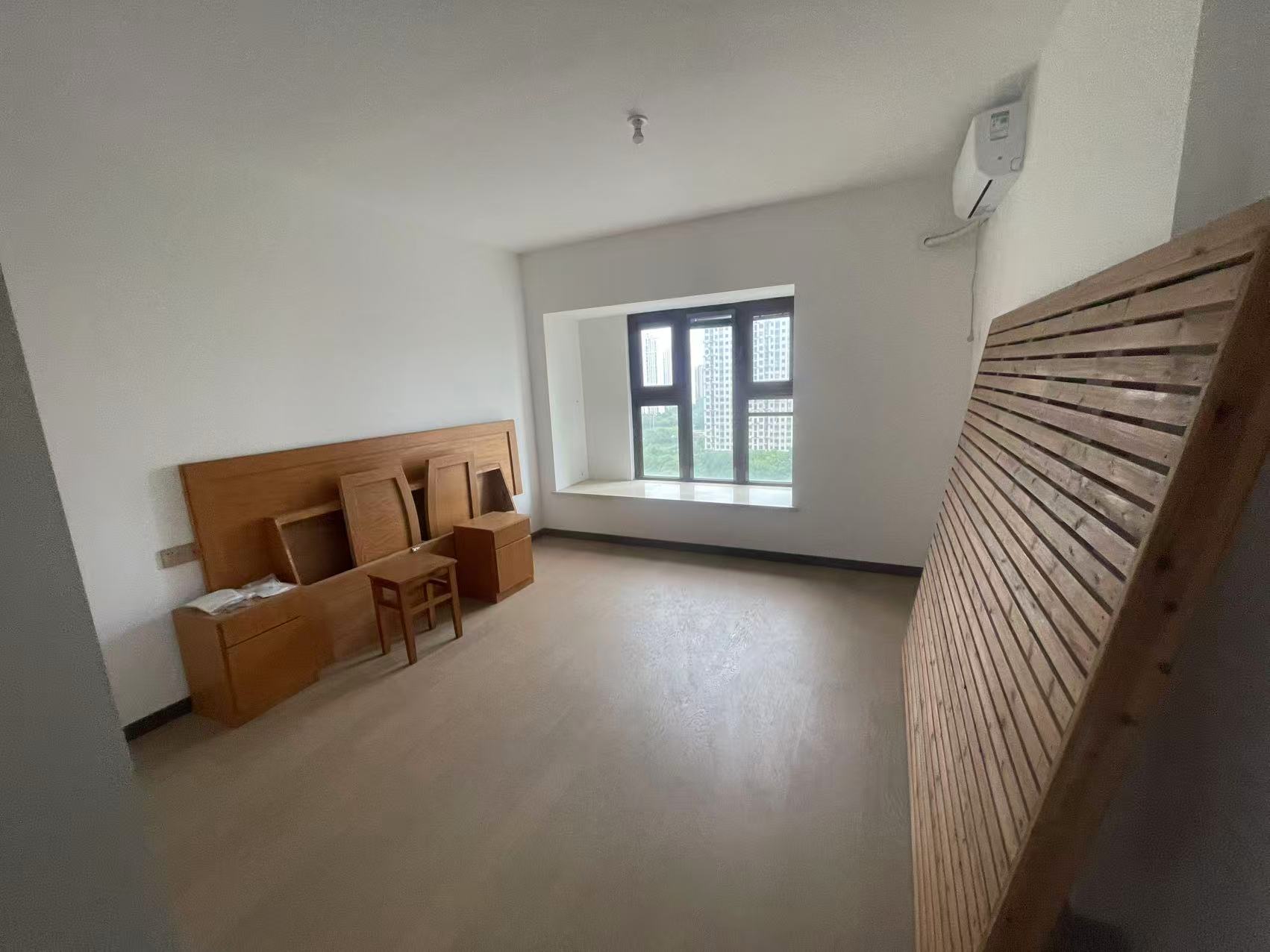 卓越万科新都会 3室2厅2卫 120m&sup2;
