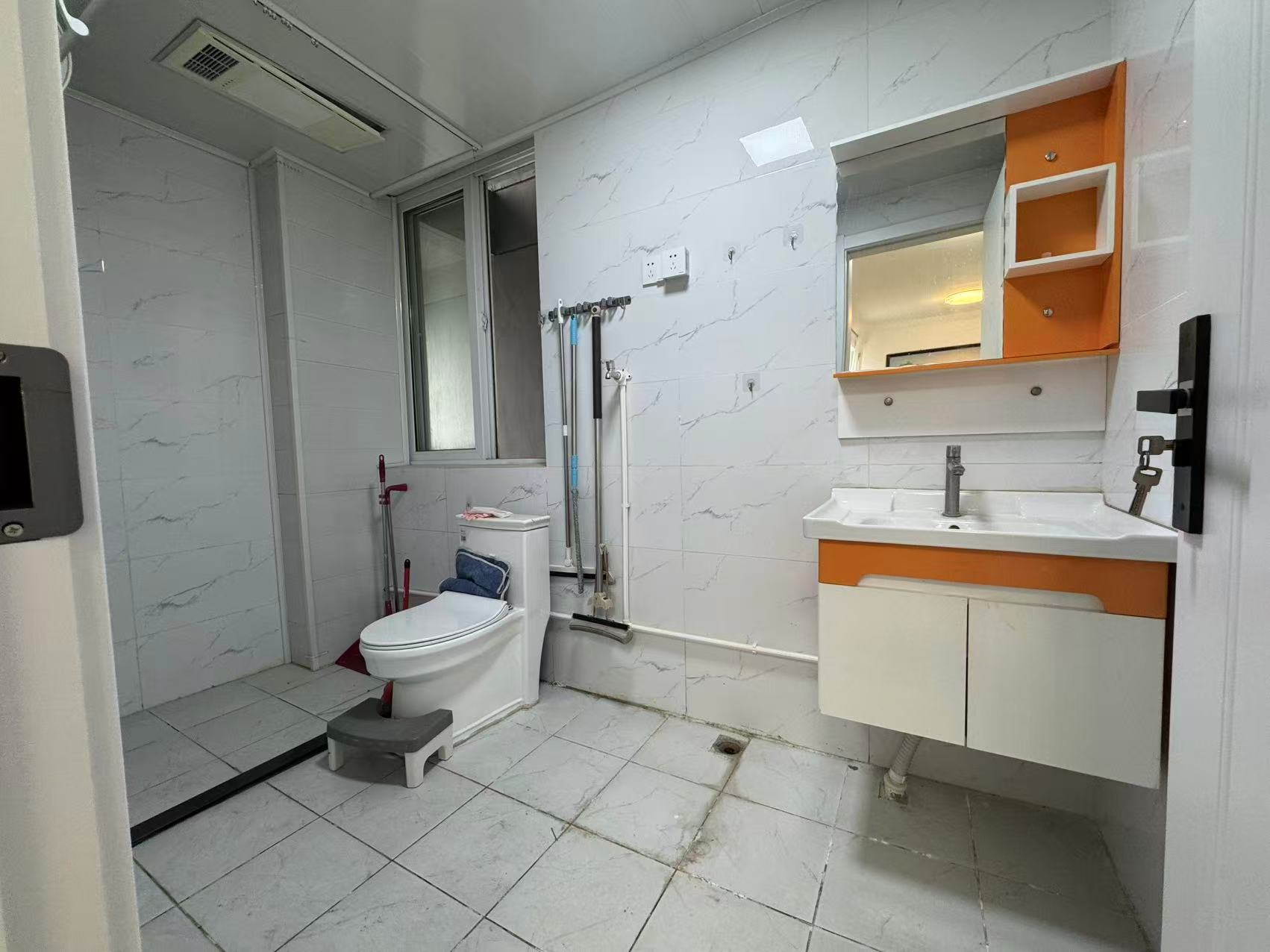 惠泽苑 2室1厅1卫 81m&sup2;