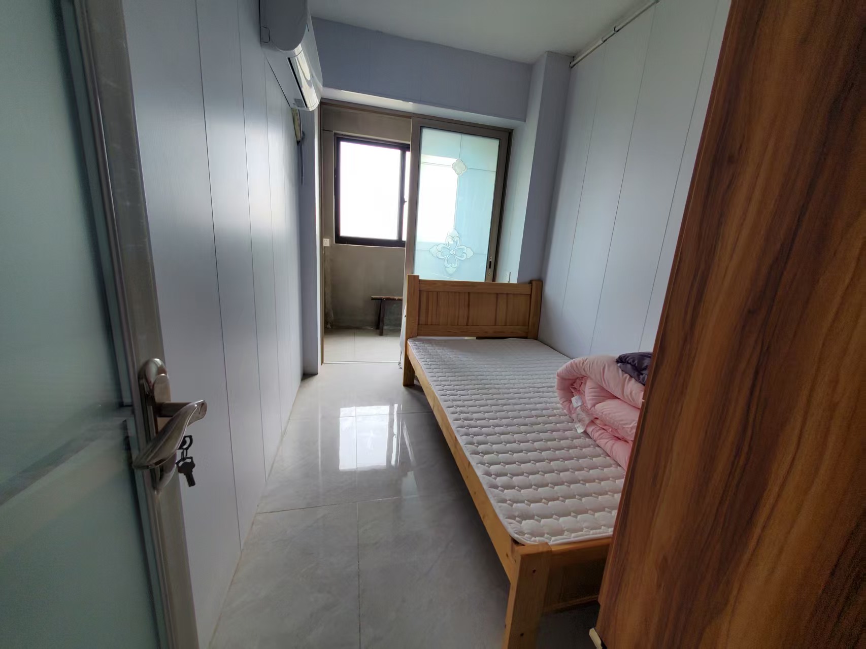 天一裕景苑 5室1厅3卫 142m&sup2;