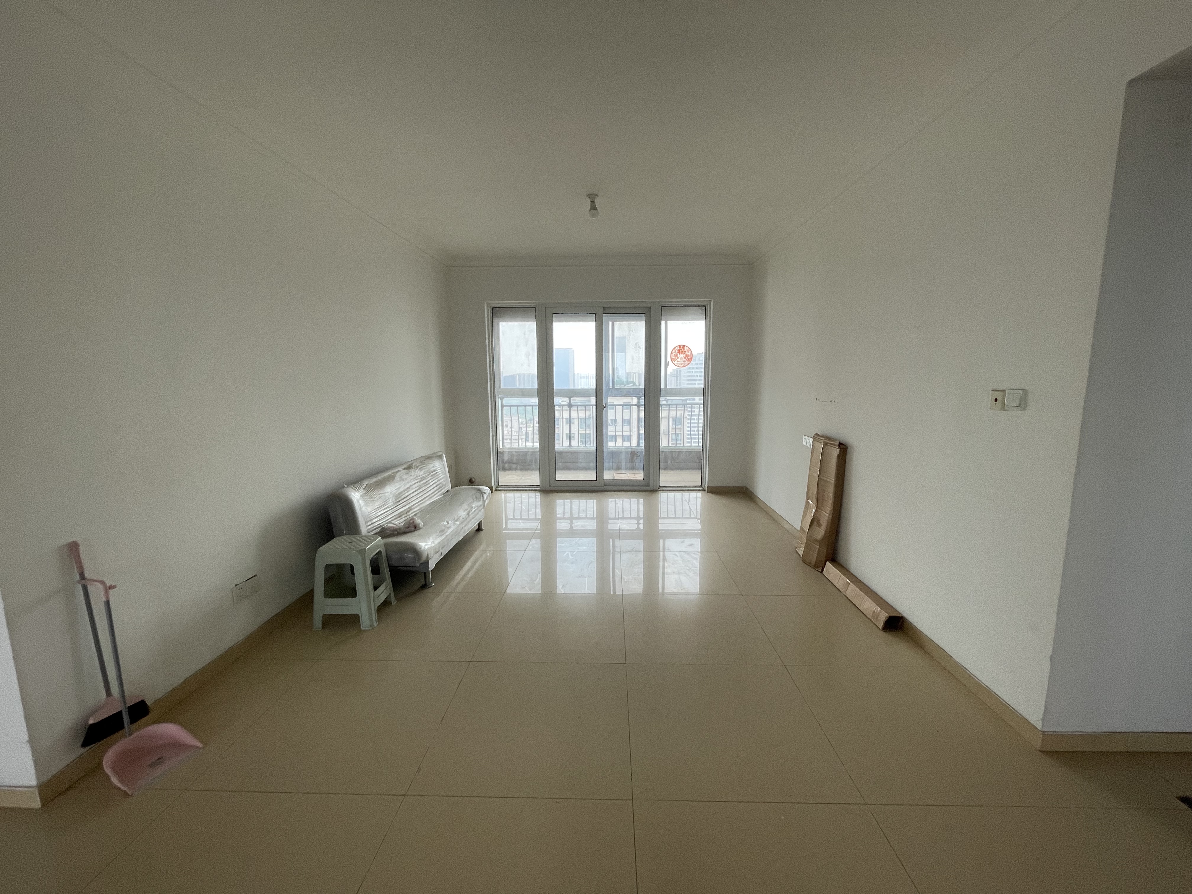 碧桂园(南通经济技术开发区) 3室2厅2卫 135m²