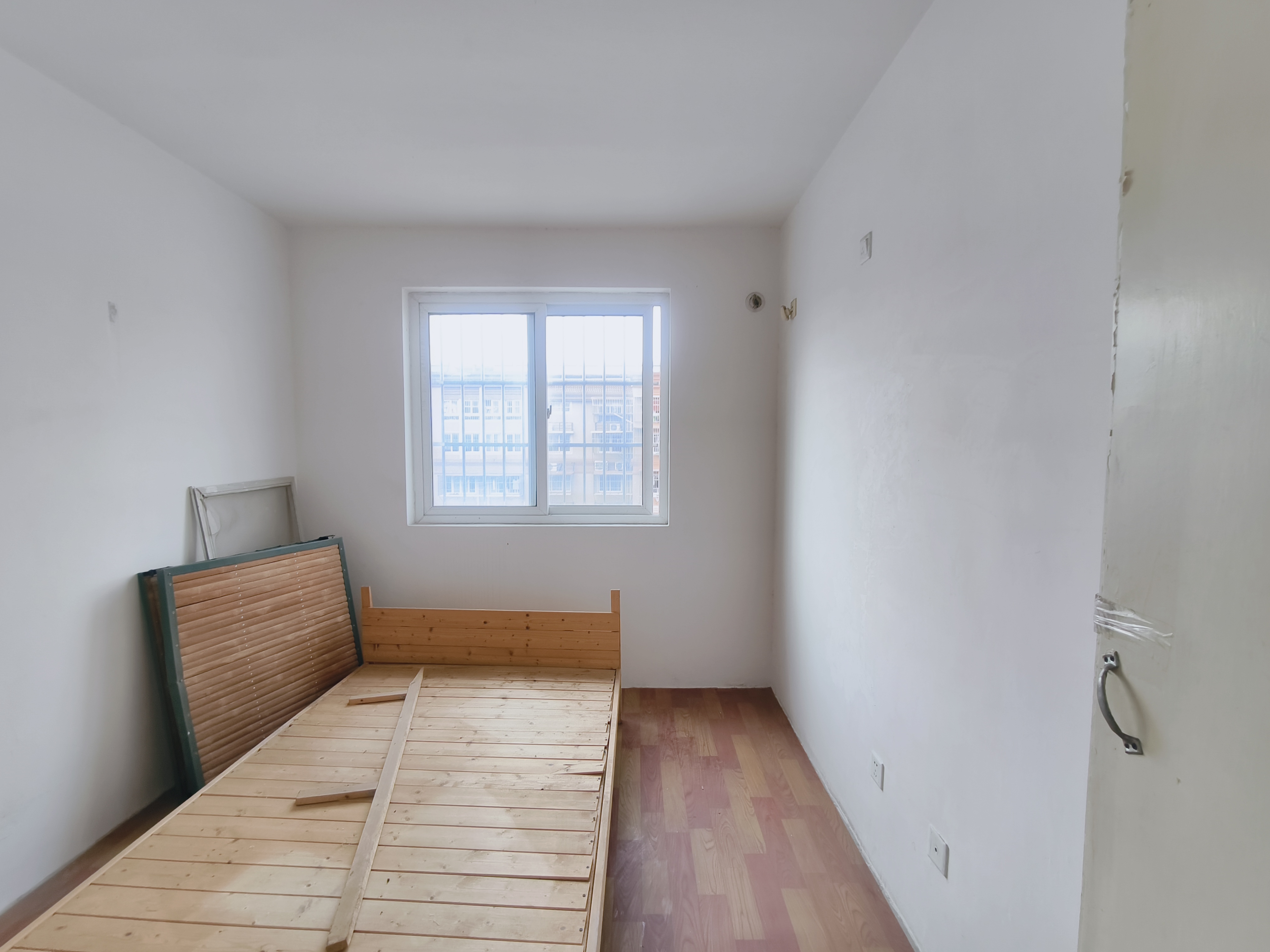 景和花苑 3室2厅1卫 147.00m&sup2;