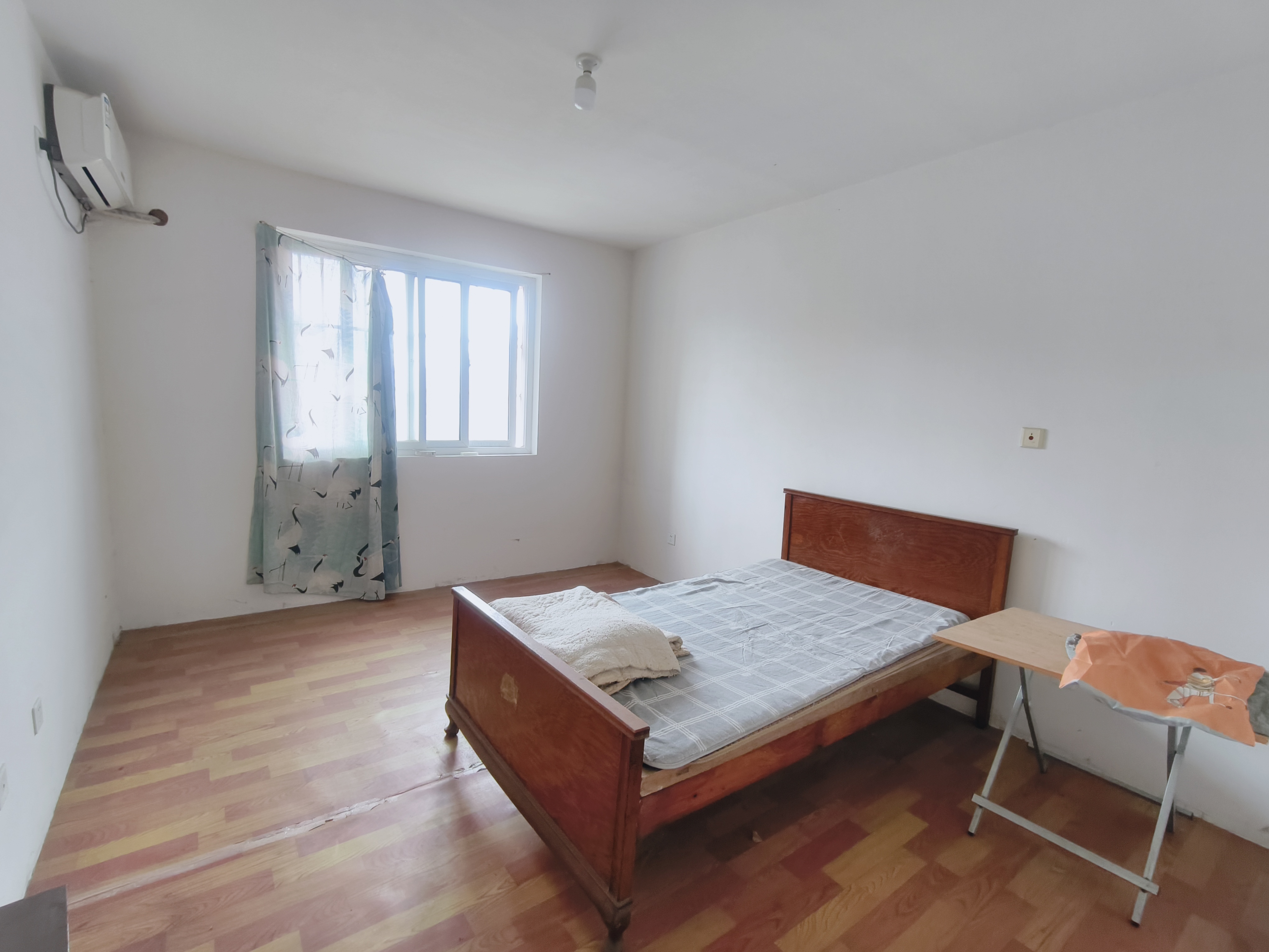 景和花苑 3室2厅1卫 147.00m&sup2;