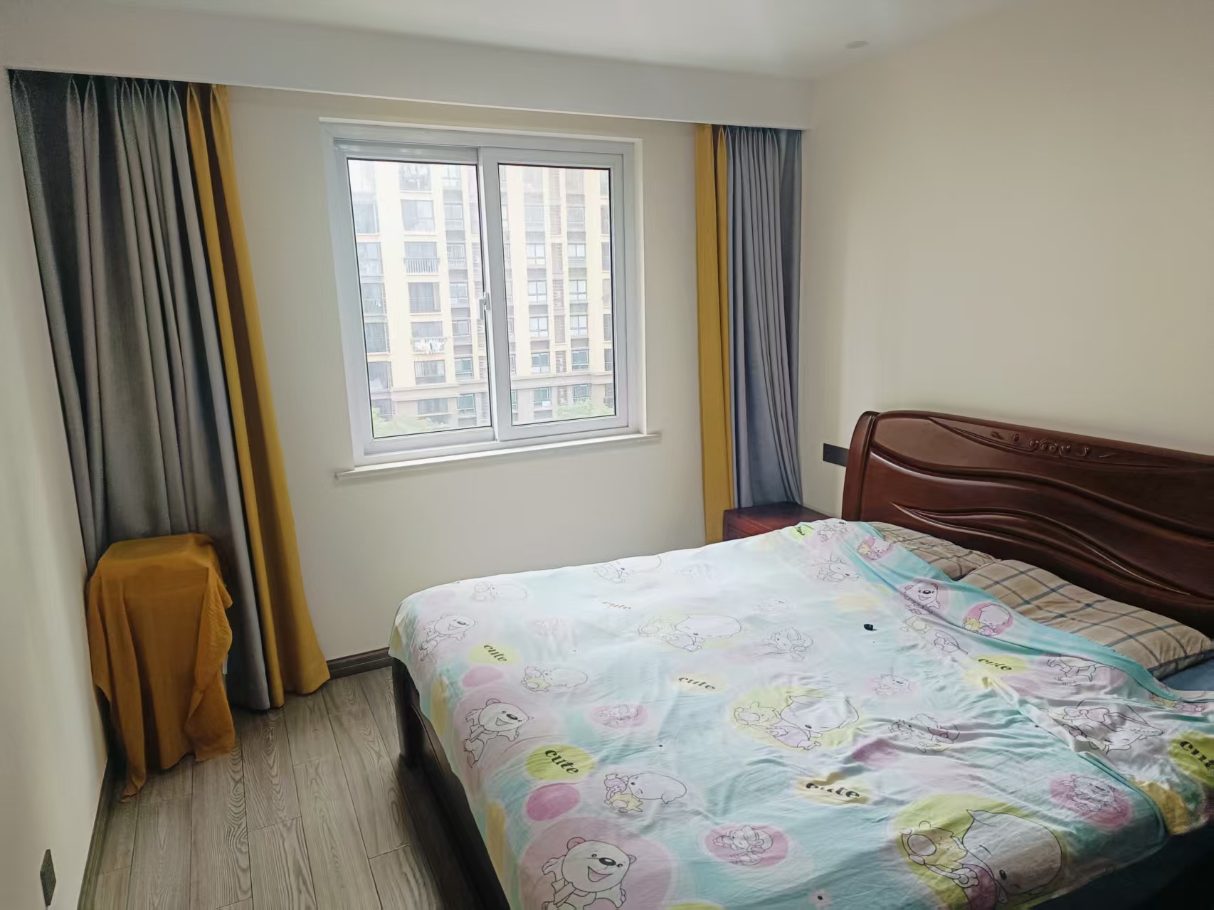 新城香溢紫郡 4室2厅1卫 140.9m&sup2;