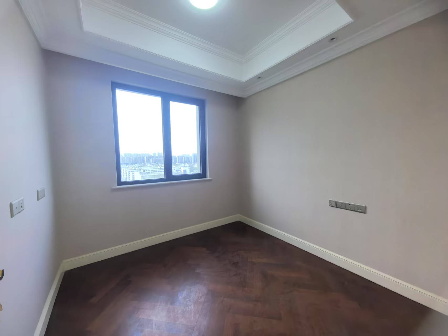 中海铂樾府 3室2厅2卫 142.00m&sup2;