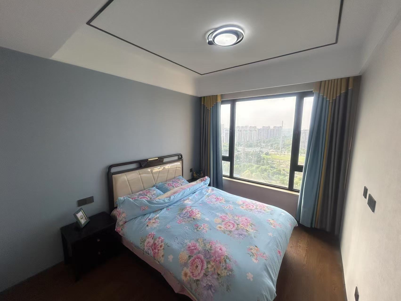 春风南岸西园 3室2厅2卫 121.96m&sup2;
