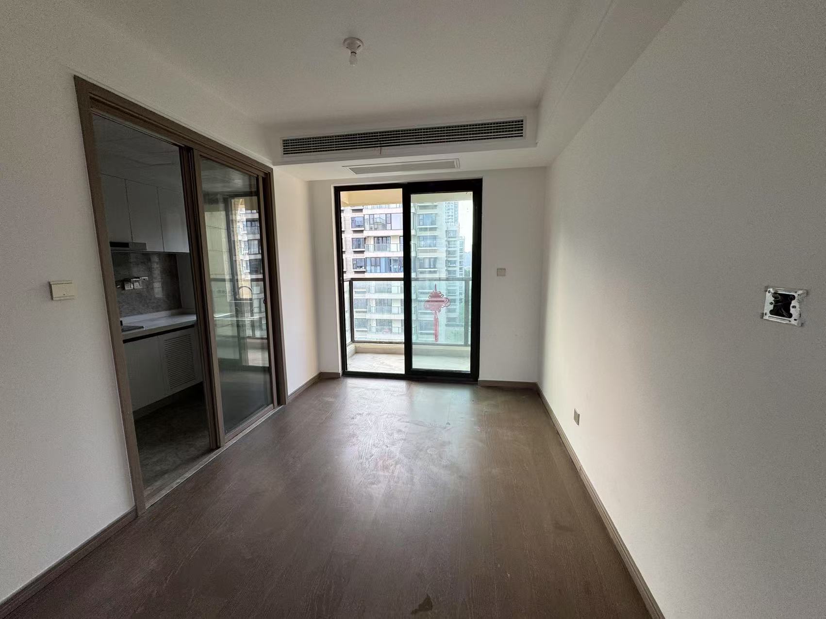时光漫城 4室2厅2卫 140m²