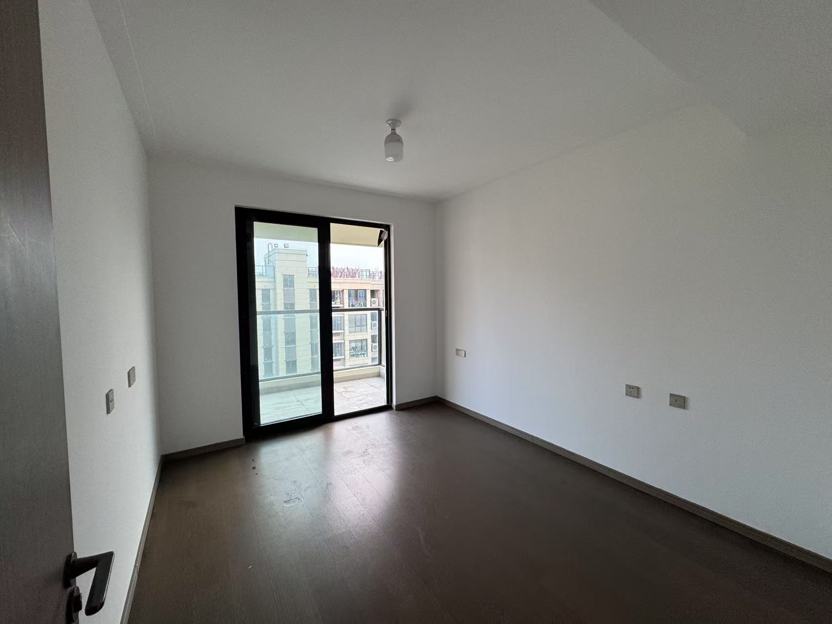 时光漫城 4室2厅2卫 140m&sup2;