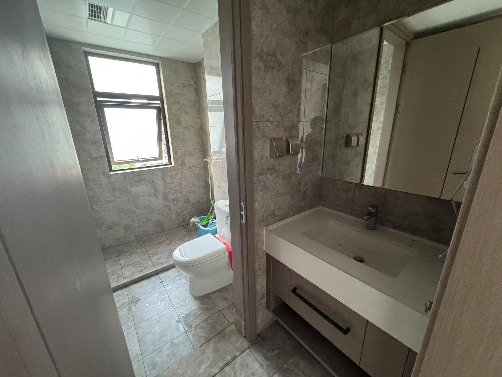 时光漫城 4室2厅2卫 140m&sup2;