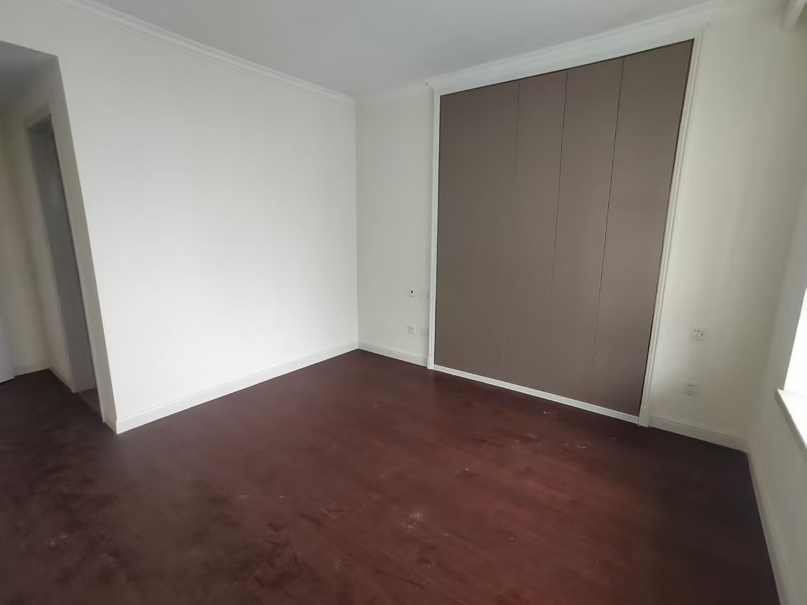 红星天铂 3室2厅2卫 112.95m&sup2;