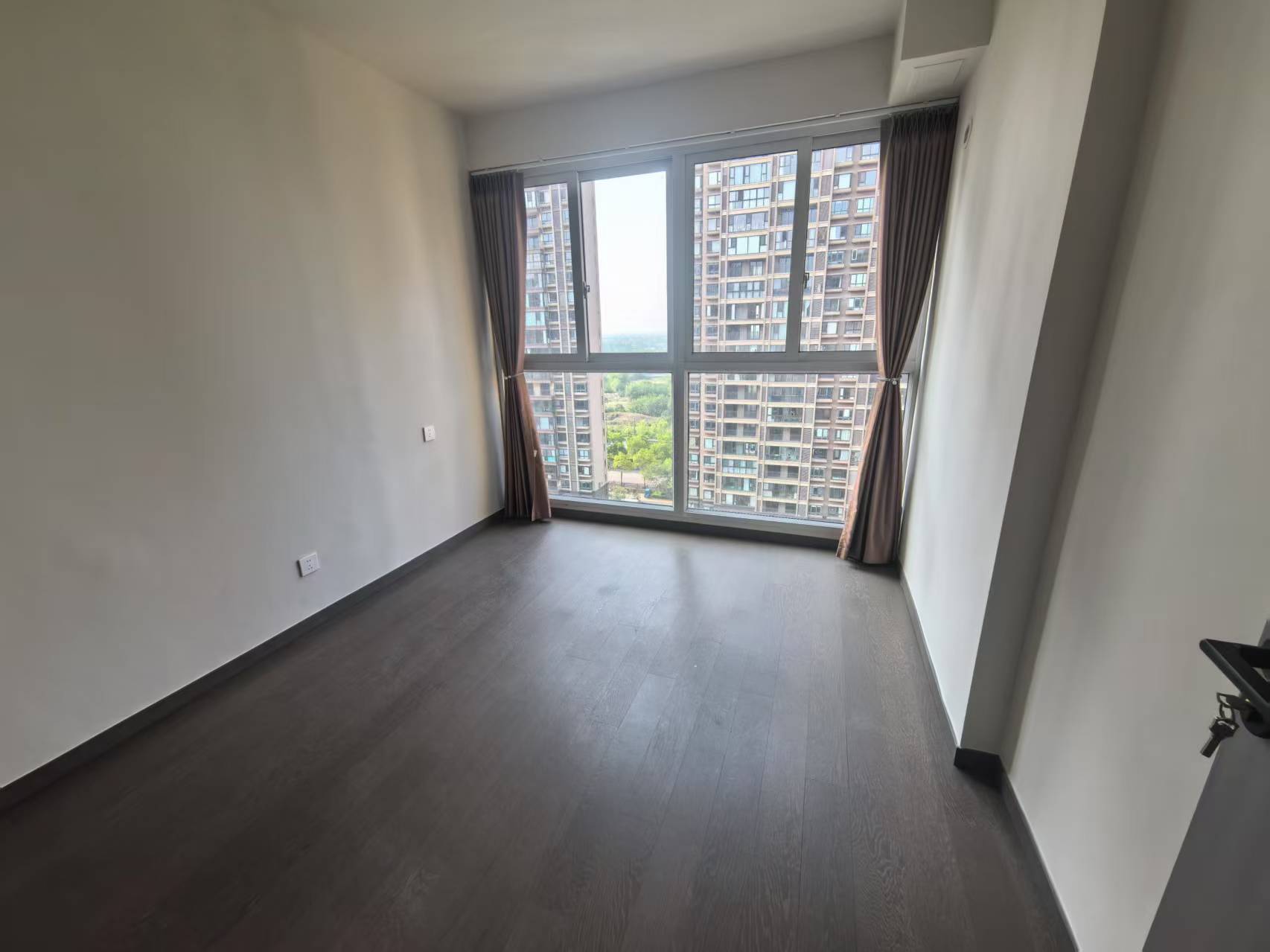 佳源都市 4室2厅1卫 136.88m&sup2;