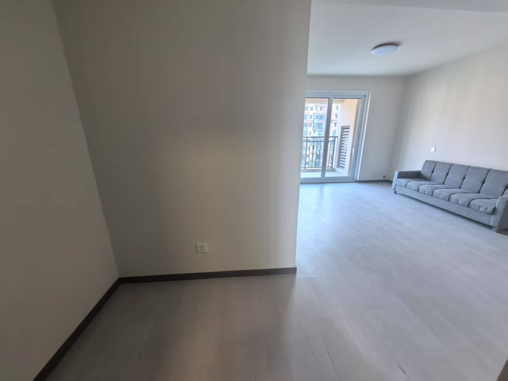 佳源都市 4室2厅1卫 137m²
