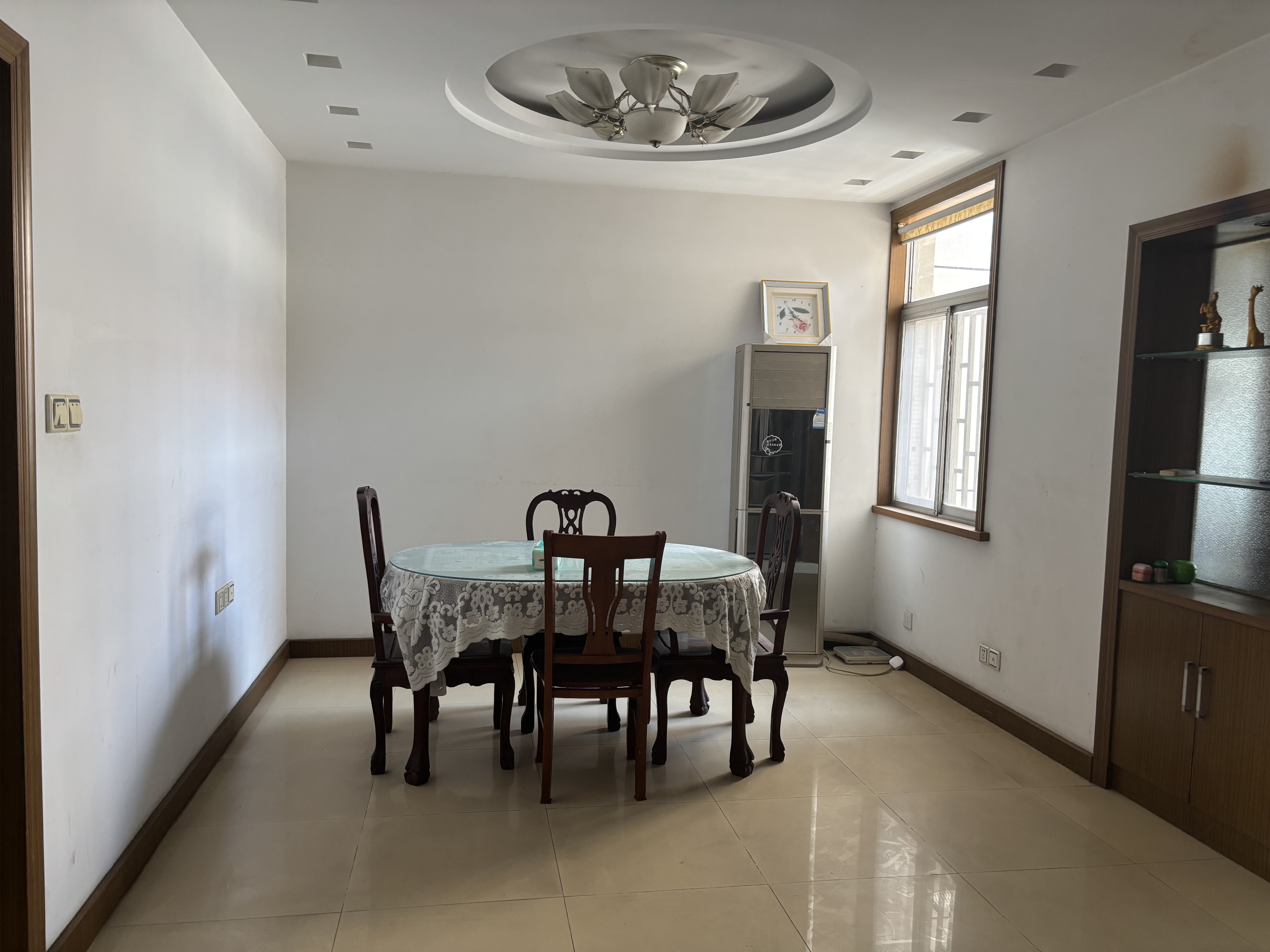 师范桥新村 3室2厅1卫 106m&sup2;