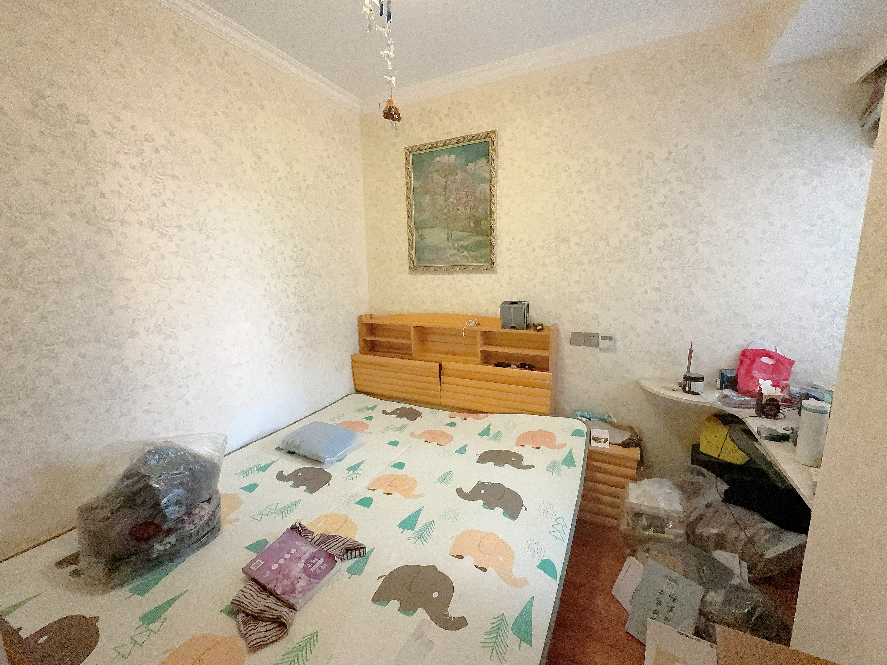 桂花小镇 3室2厅1卫 121.83m&sup2;